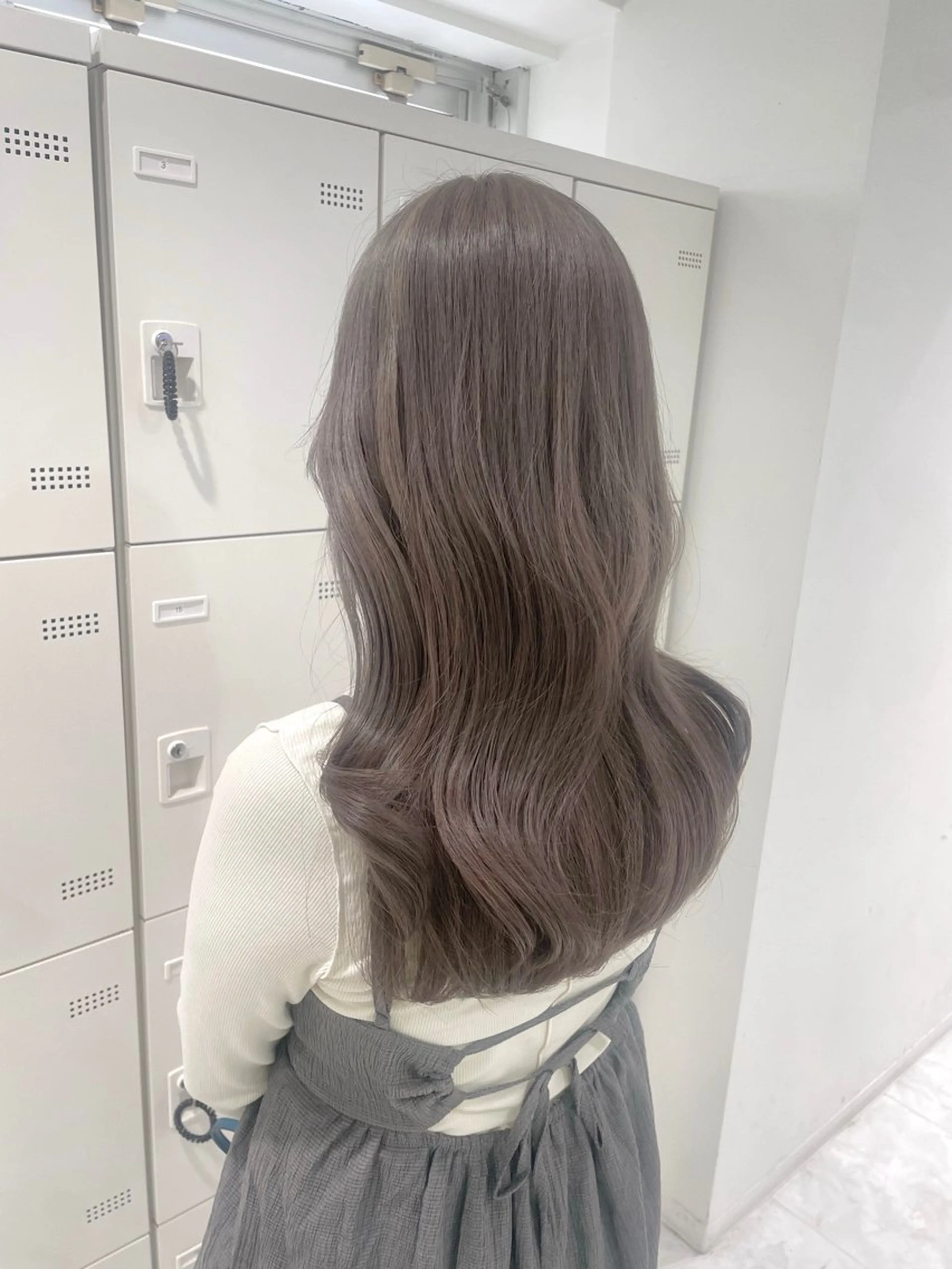 ロング カラー パーマ ヘアアレンジ メンズ ヘアカラー トリートメント ヘッドスパ 透明感カラー・レイヤ ー🎀amika🎀のヘアスタイル