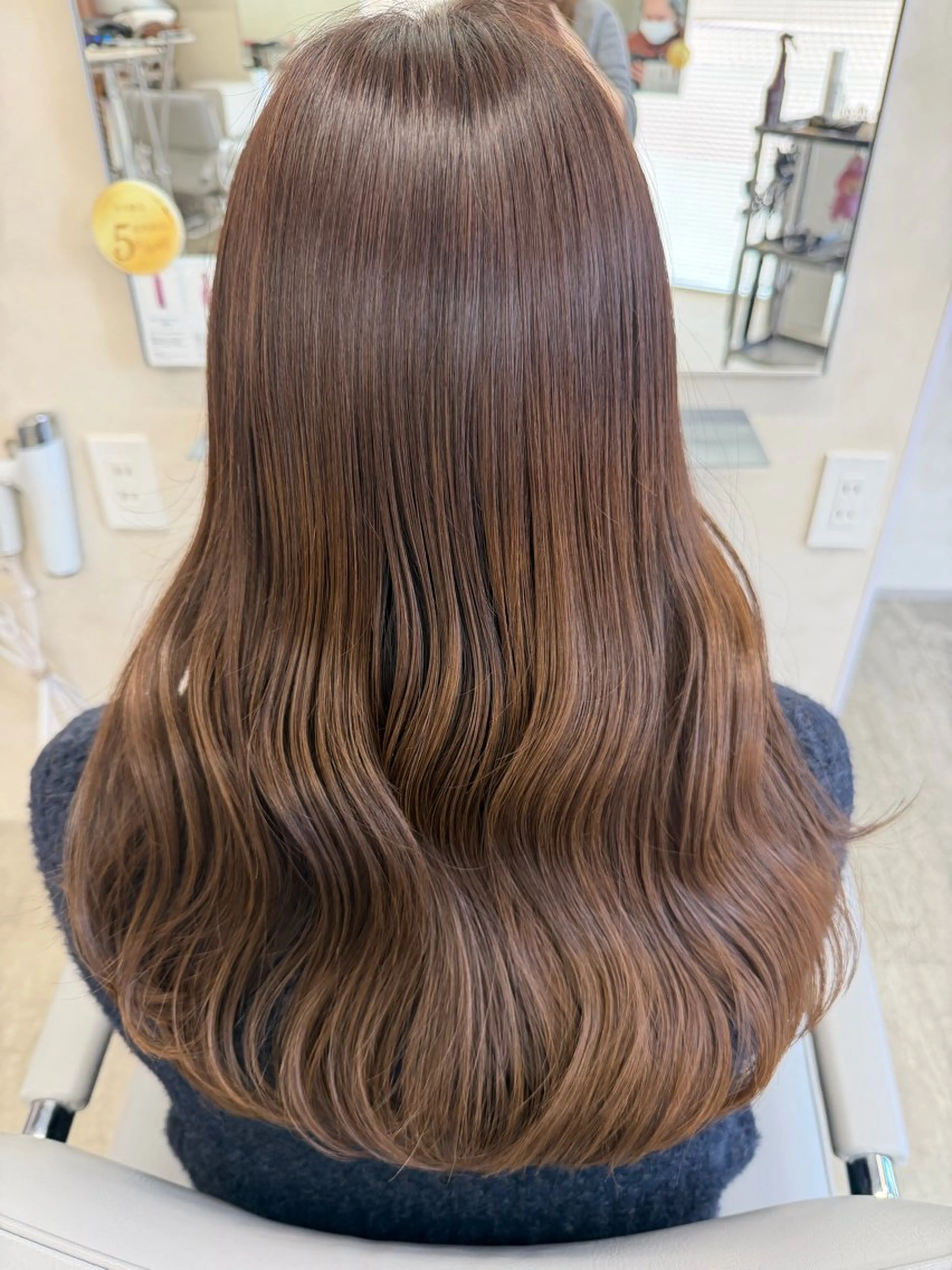 ロング ヘアカラー 清友 柚希のヘアスタイル