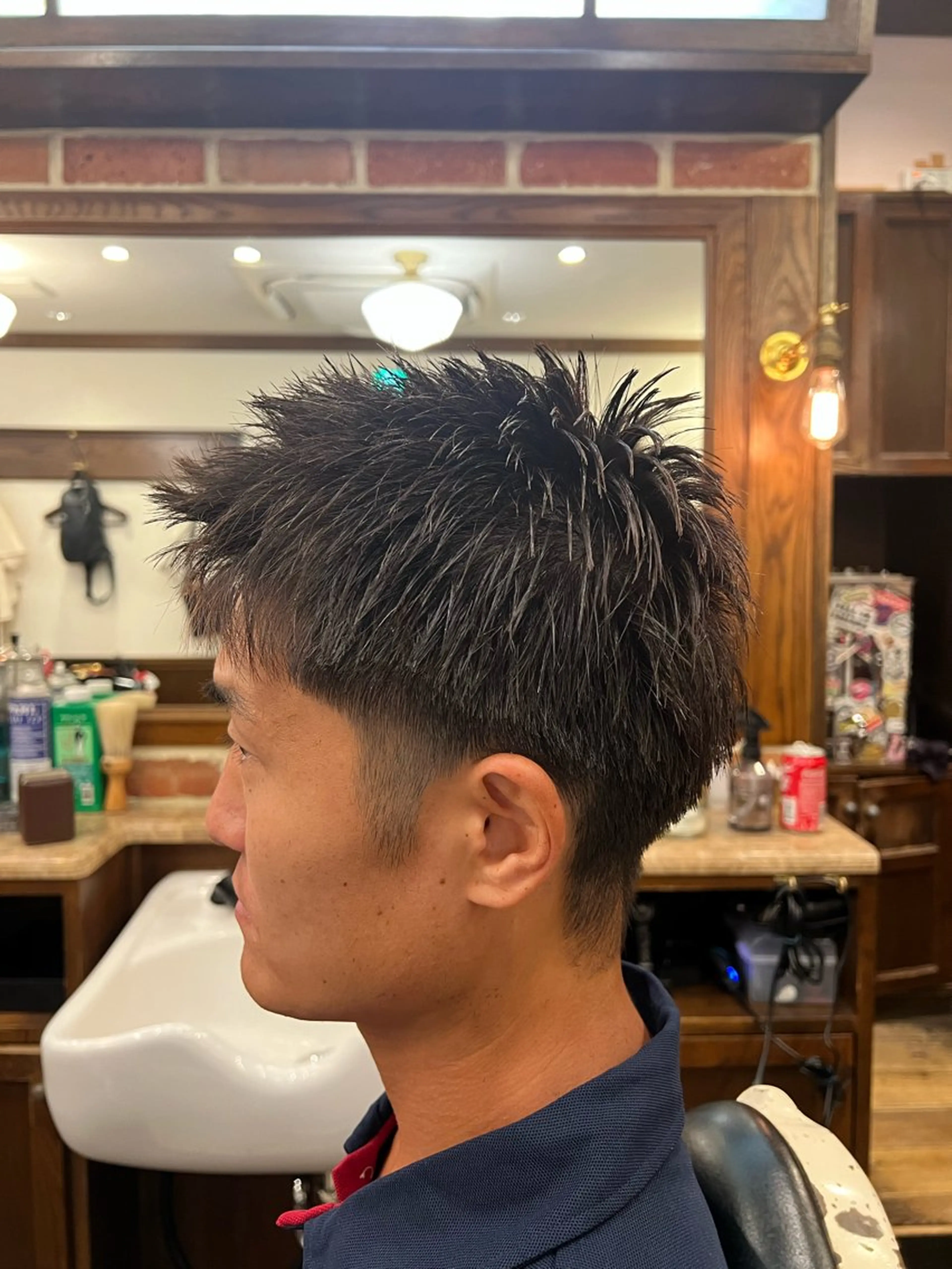 ショート ヒロ銀座バーバーショップ丸の内所属・秋山 琳太のヘアスタイル