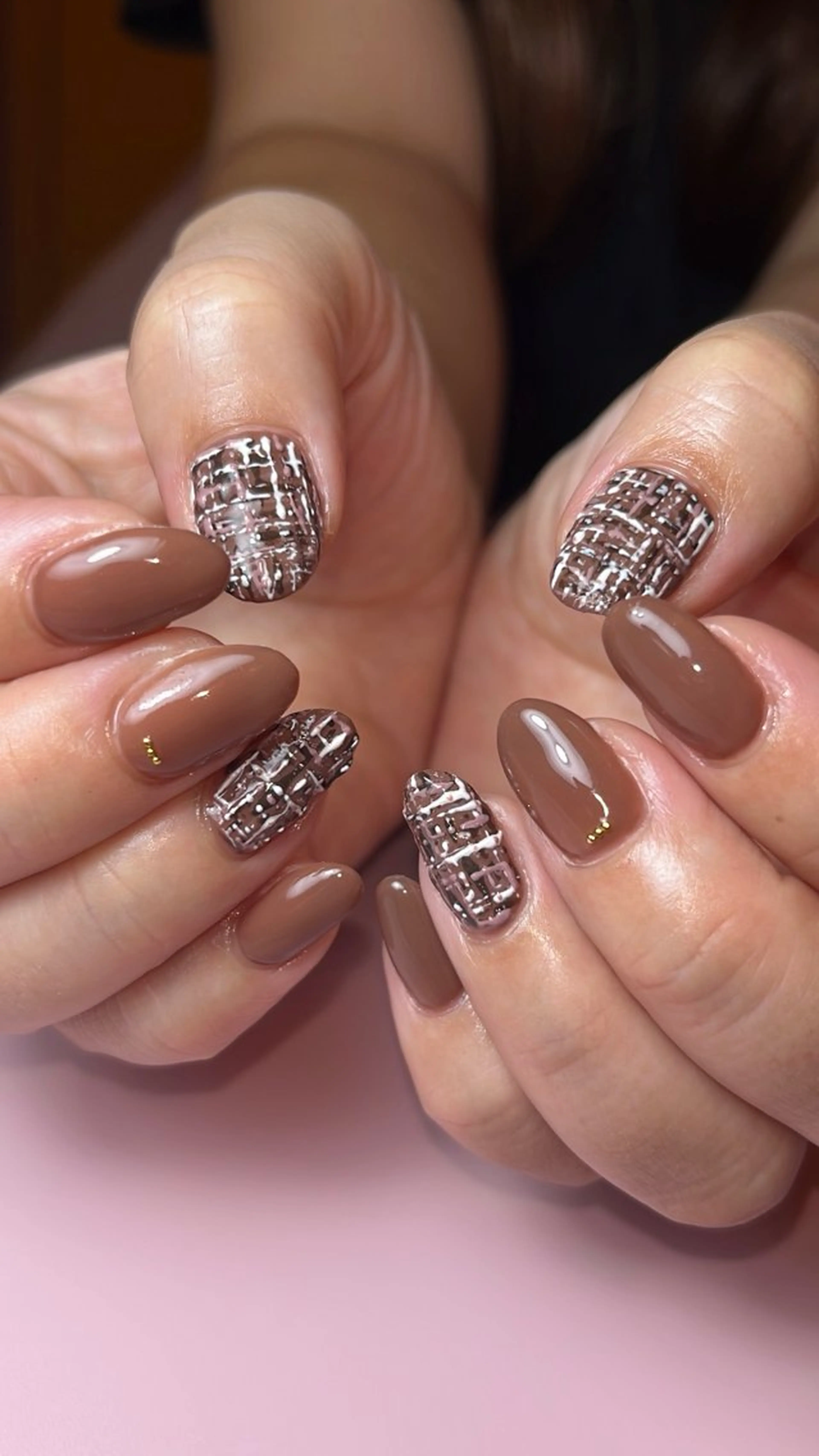 ネイル ツイードネイル ハンドネイル ハンドケア ナツインフィニティ ネイルズ（なつ）のネイルデザイン