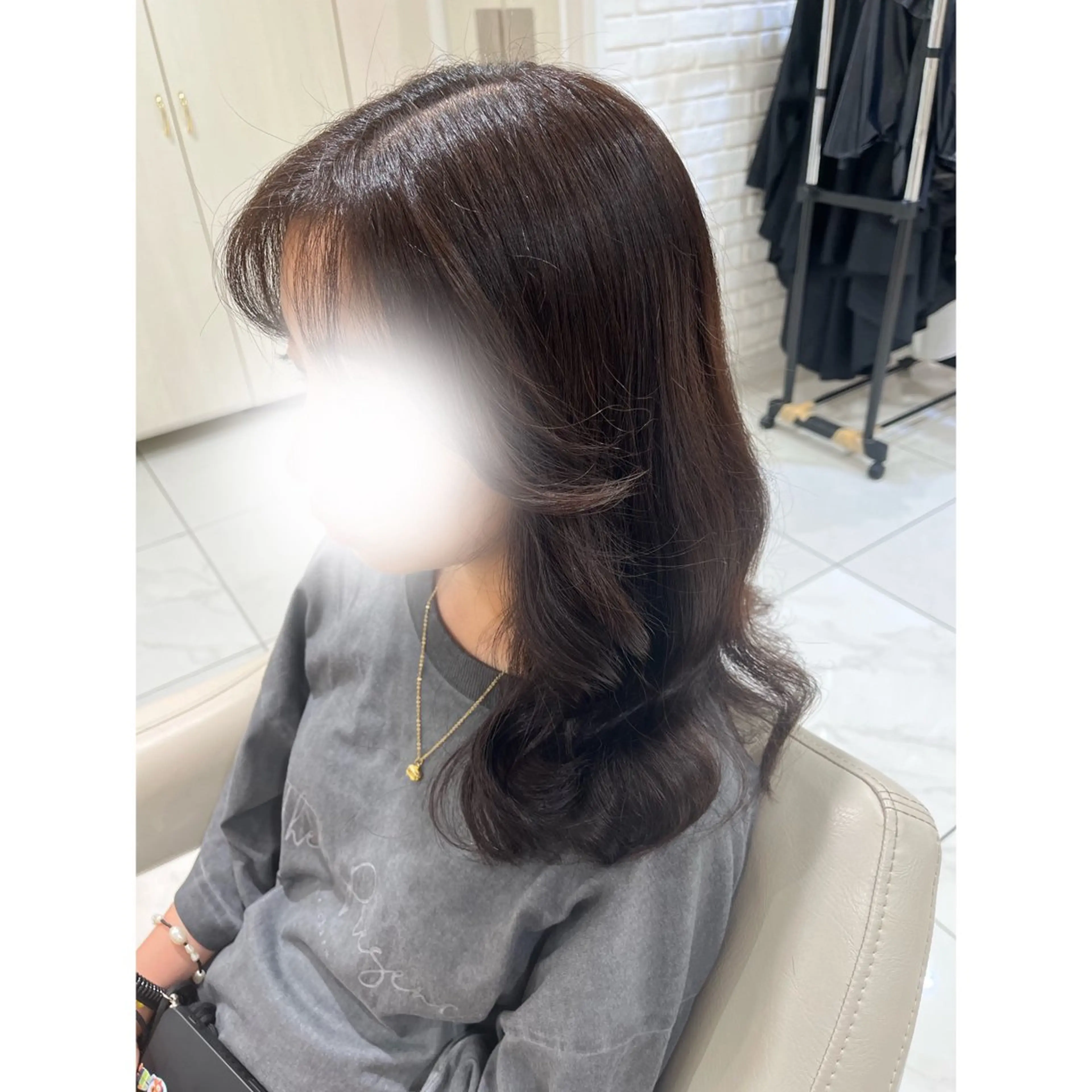 セミロング カラー ヘアカラー 韓国ヘア 🎀中川綾乃🎀のヘアスタイル