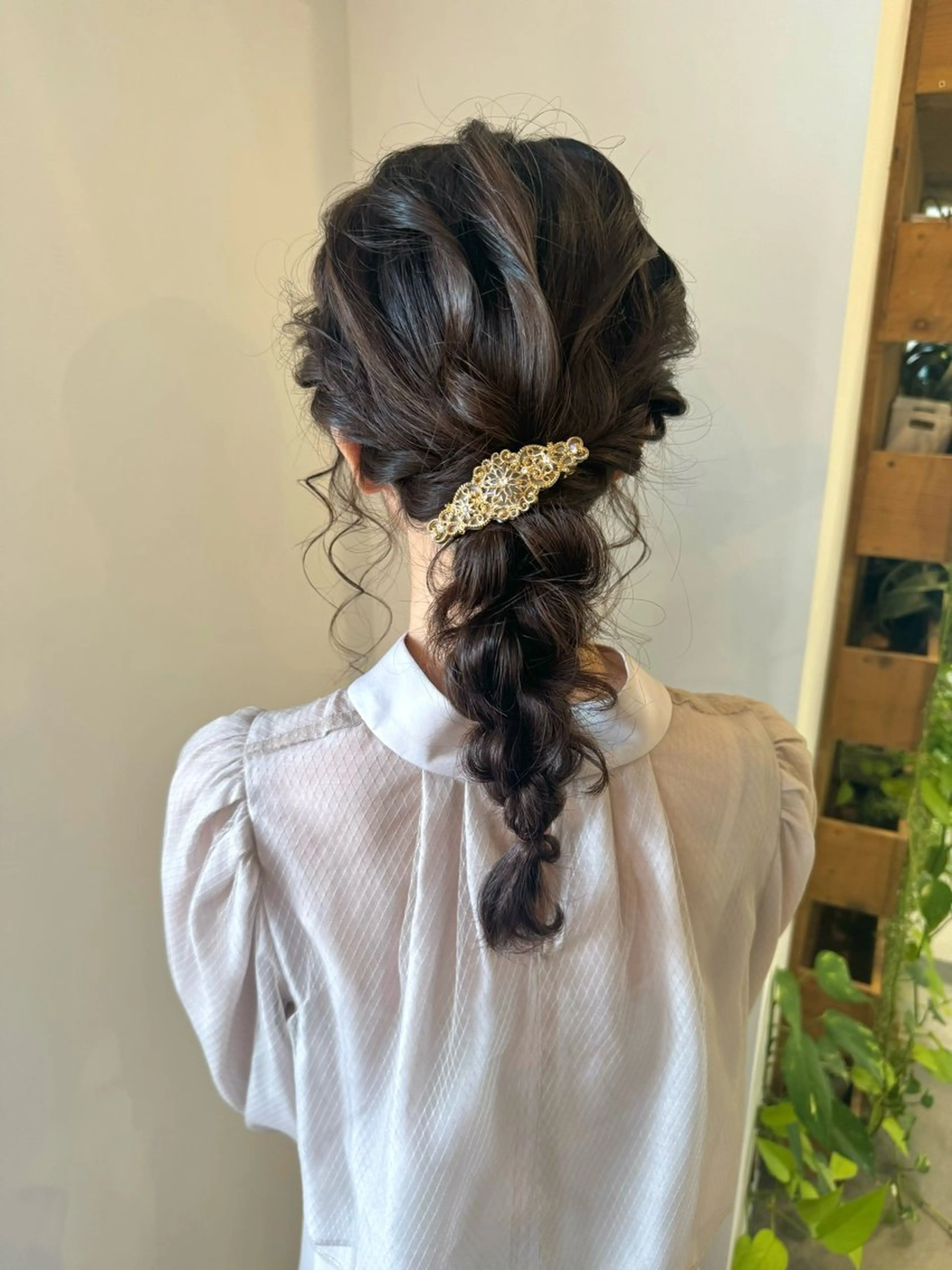 セミロング ヘアアレンジ 中島 さなえのヘアスタイル