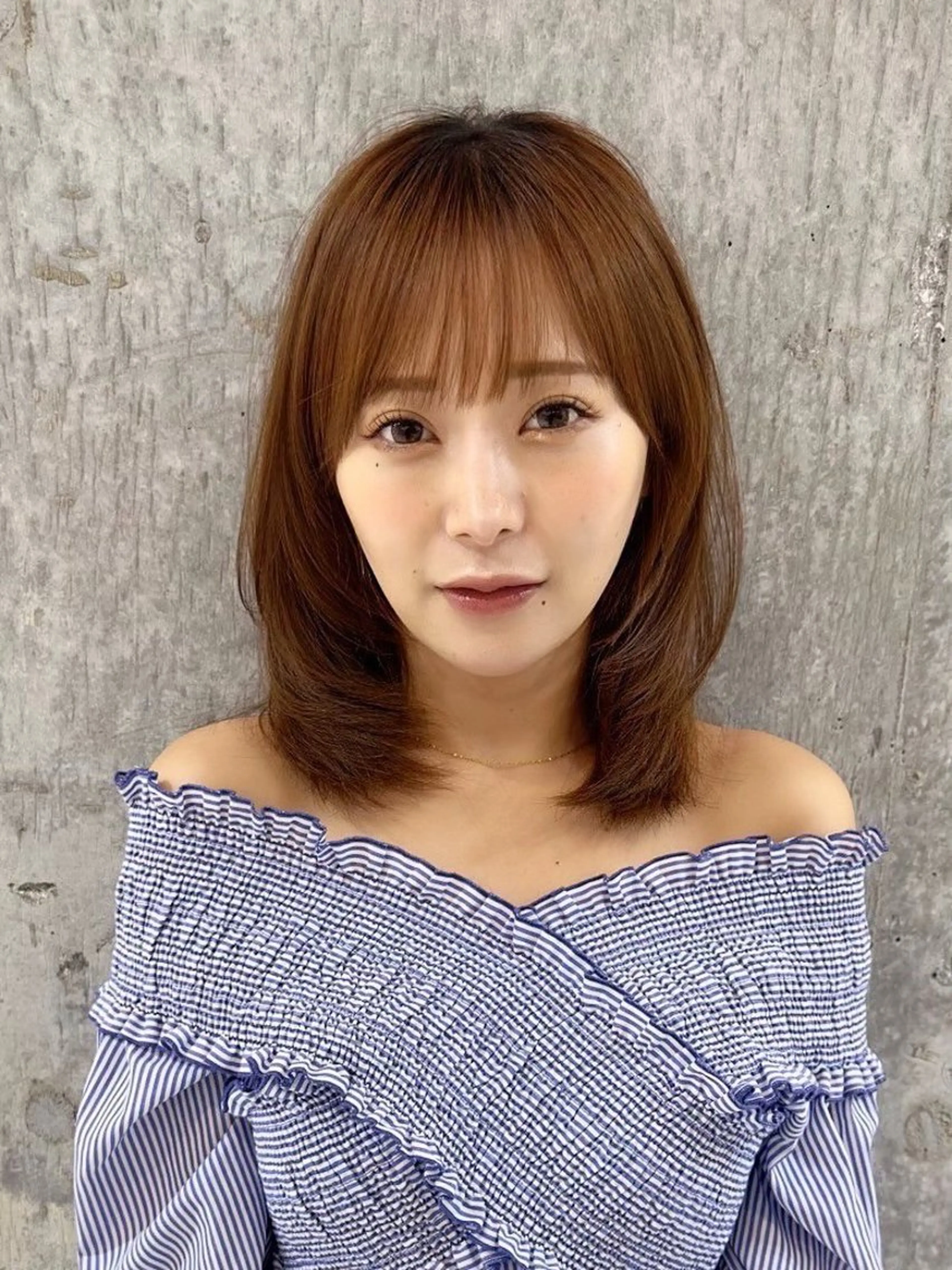 ミディアム カット ヘアカラー トリートメント Hello by Sea所属・レイヤー/艶髪/ボブ /くびれ/伊藤　勇司のヘアスタイル