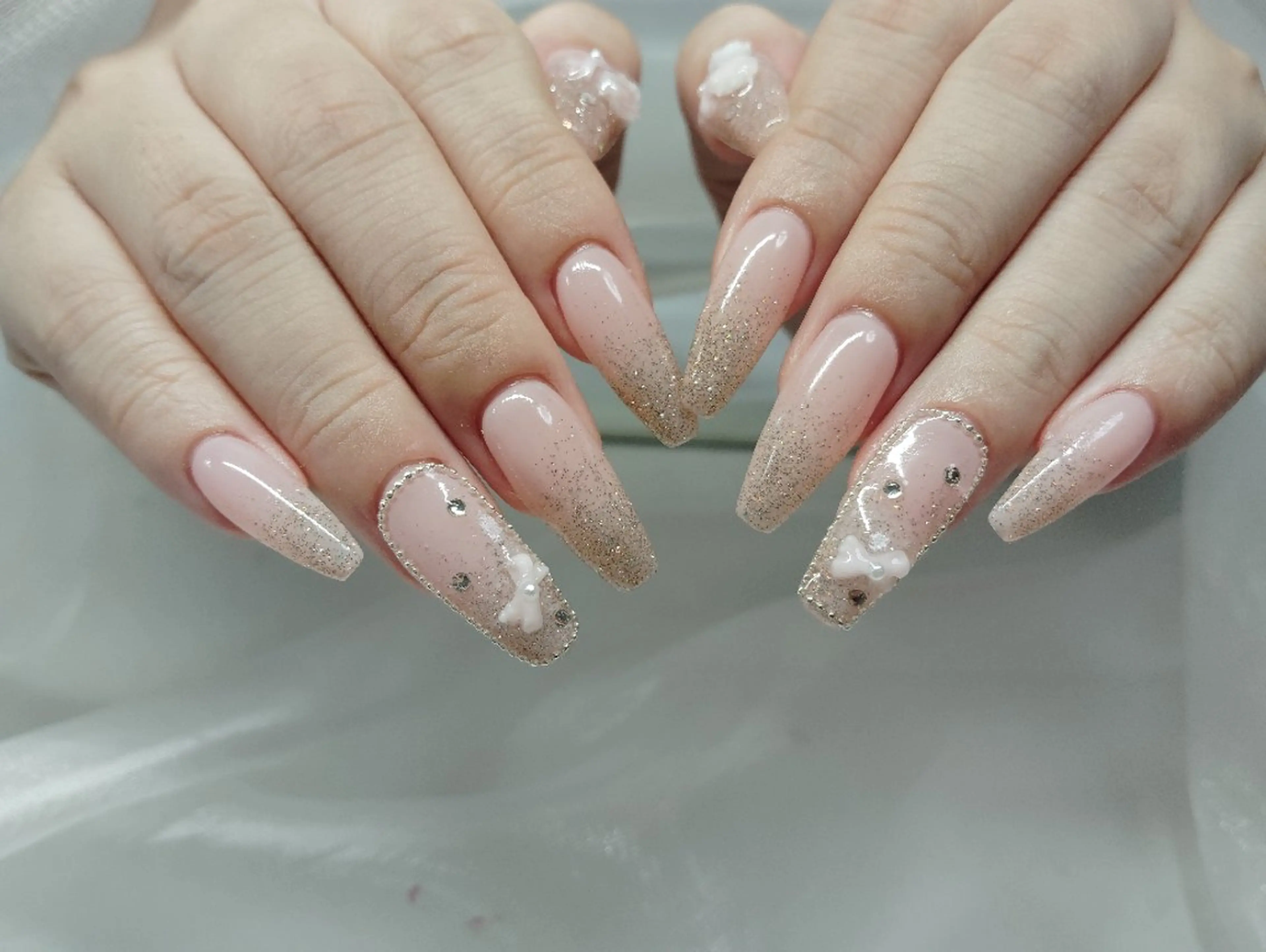 ネイル ハンドネイル Fanfan  長さ出し専門のネイルデザイン