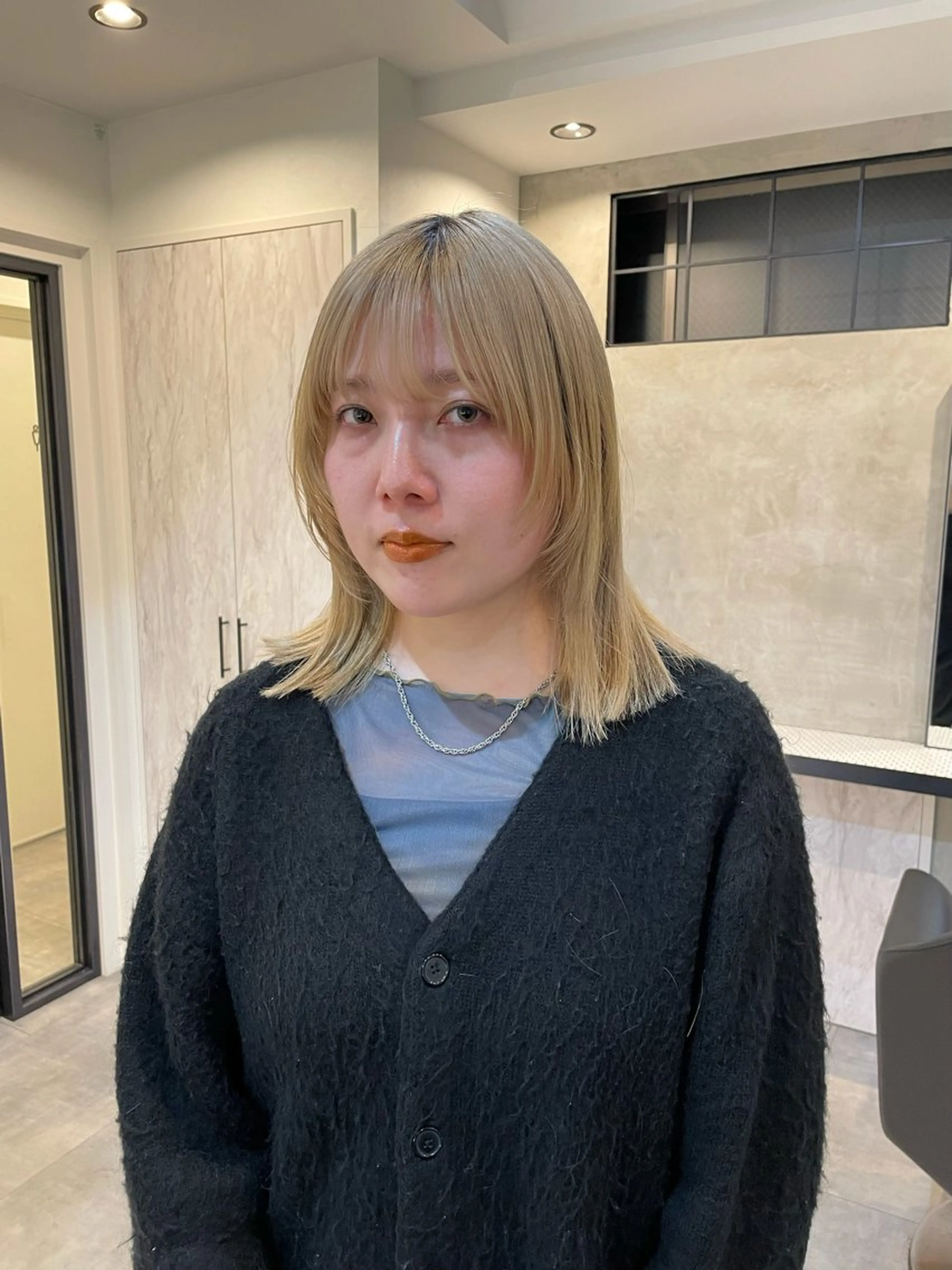 ミディアム カラー カット ヘアカラー トリートメント 渋谷 留菜のヘアスタイル