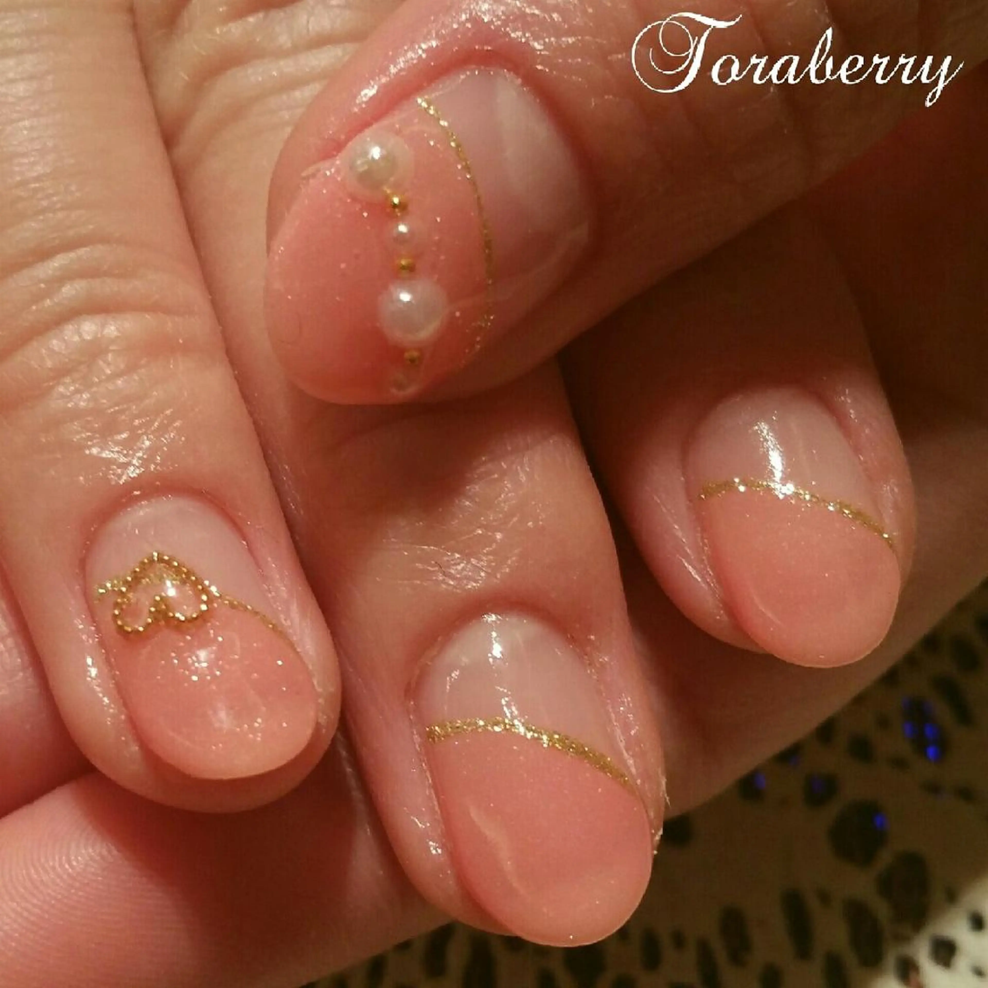 ネイル フレンチネイル 斜めフレンチ ネイリスト なつみのネイルデザイン