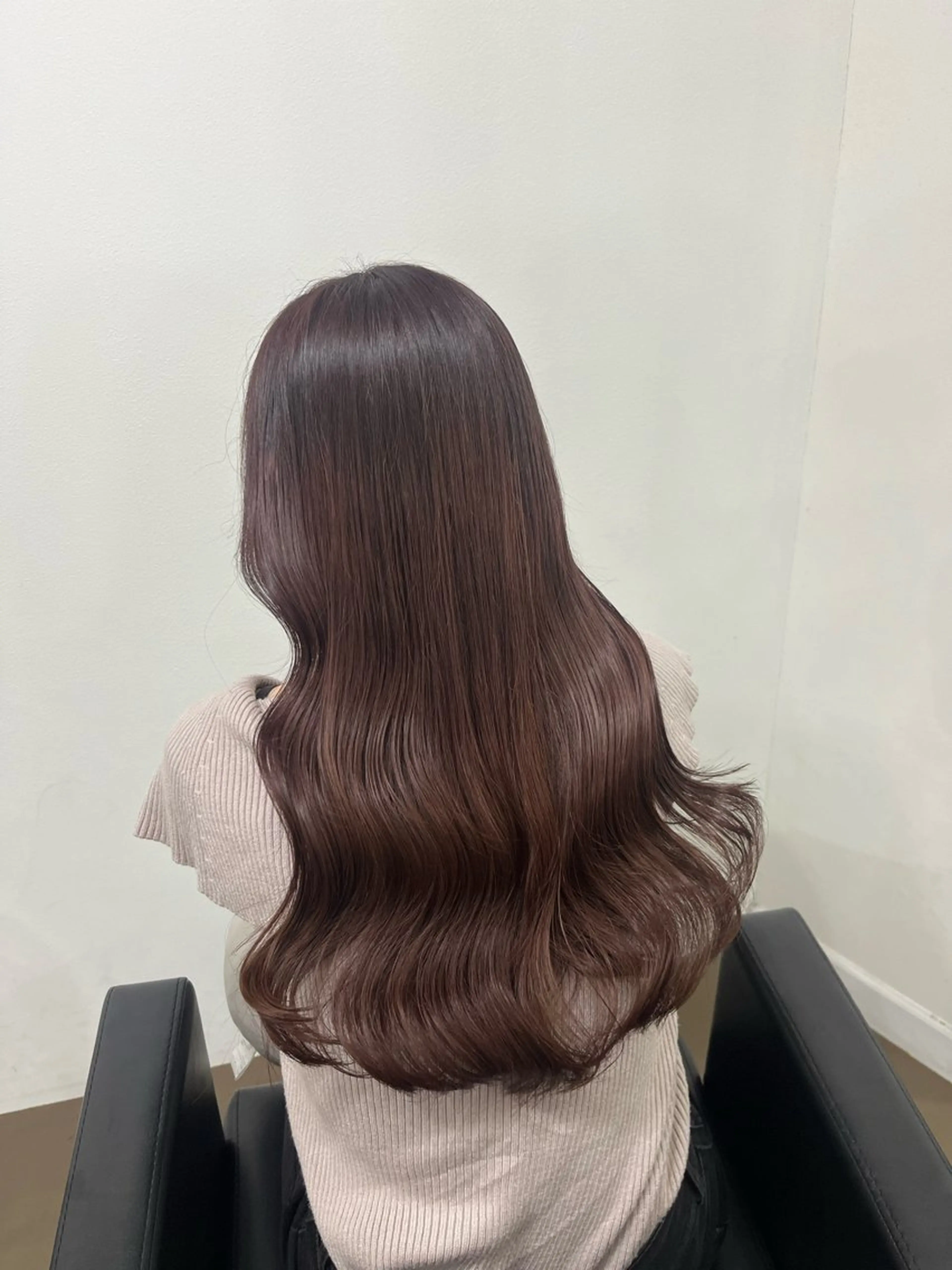 ロング カラー sunny所属・HONOKA/ ブリーチ無し艶カラーのヘアスタイル