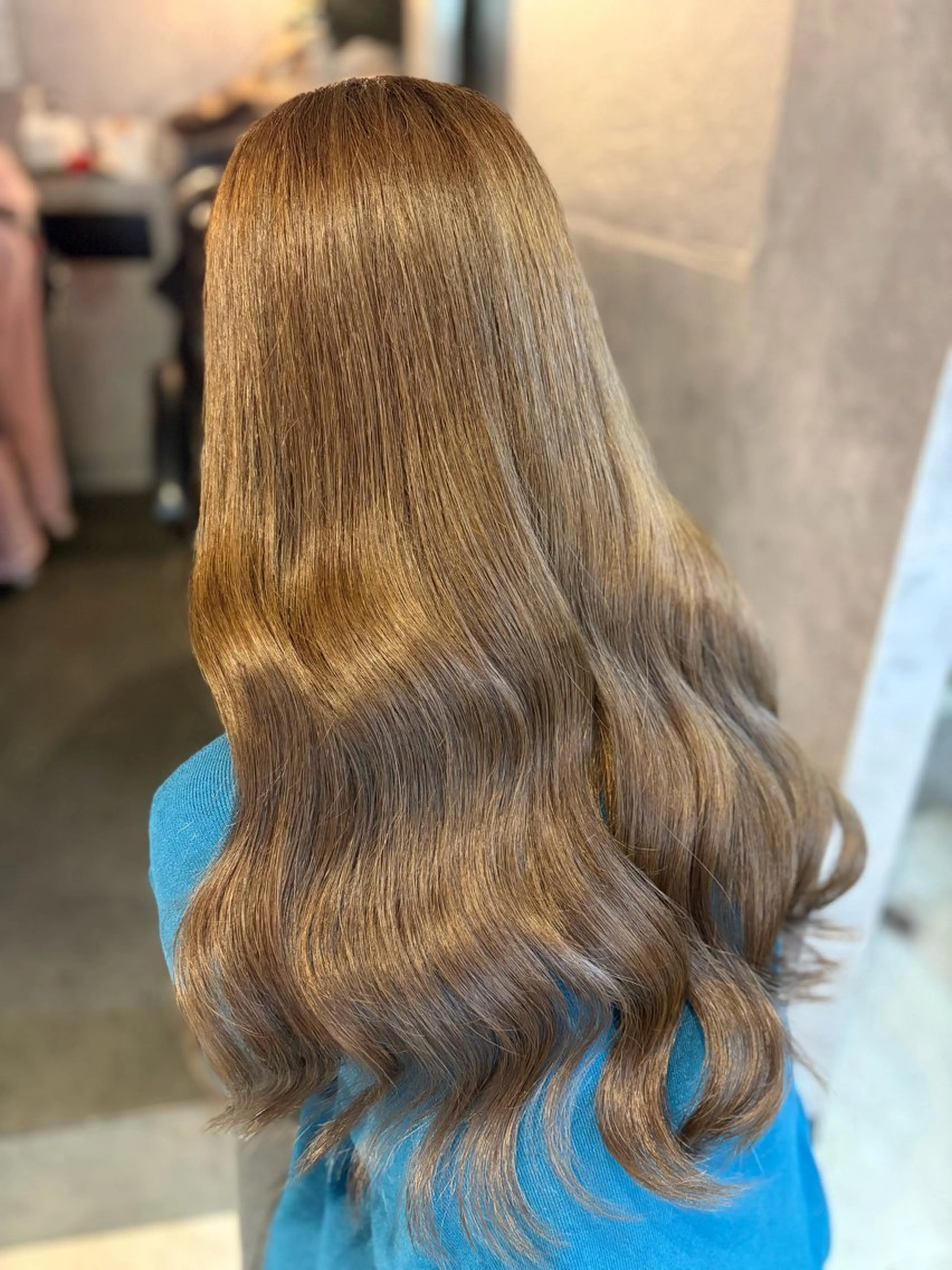 ロング カラー ヘアカラー 🩶mana🩶艶髪 /カラーオンカラーのヘアスタイル