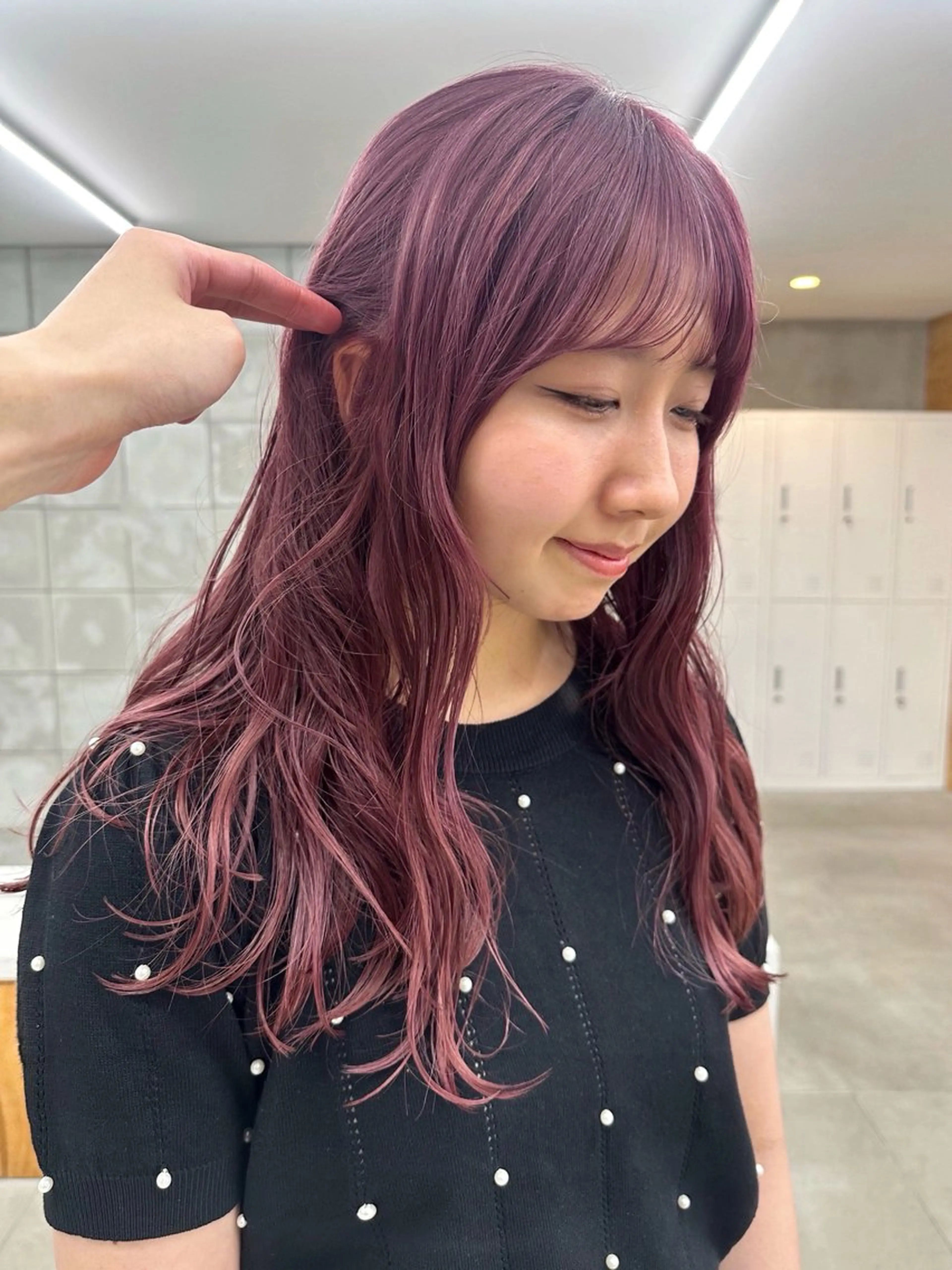 セミロング カラー ブリーチ ピンクカラー ピンクパープル パープルカラー レッドカラー カット ヘアカラー パーマ /レイヤー 榛地渉馬 /矢場町のヘアスタイル