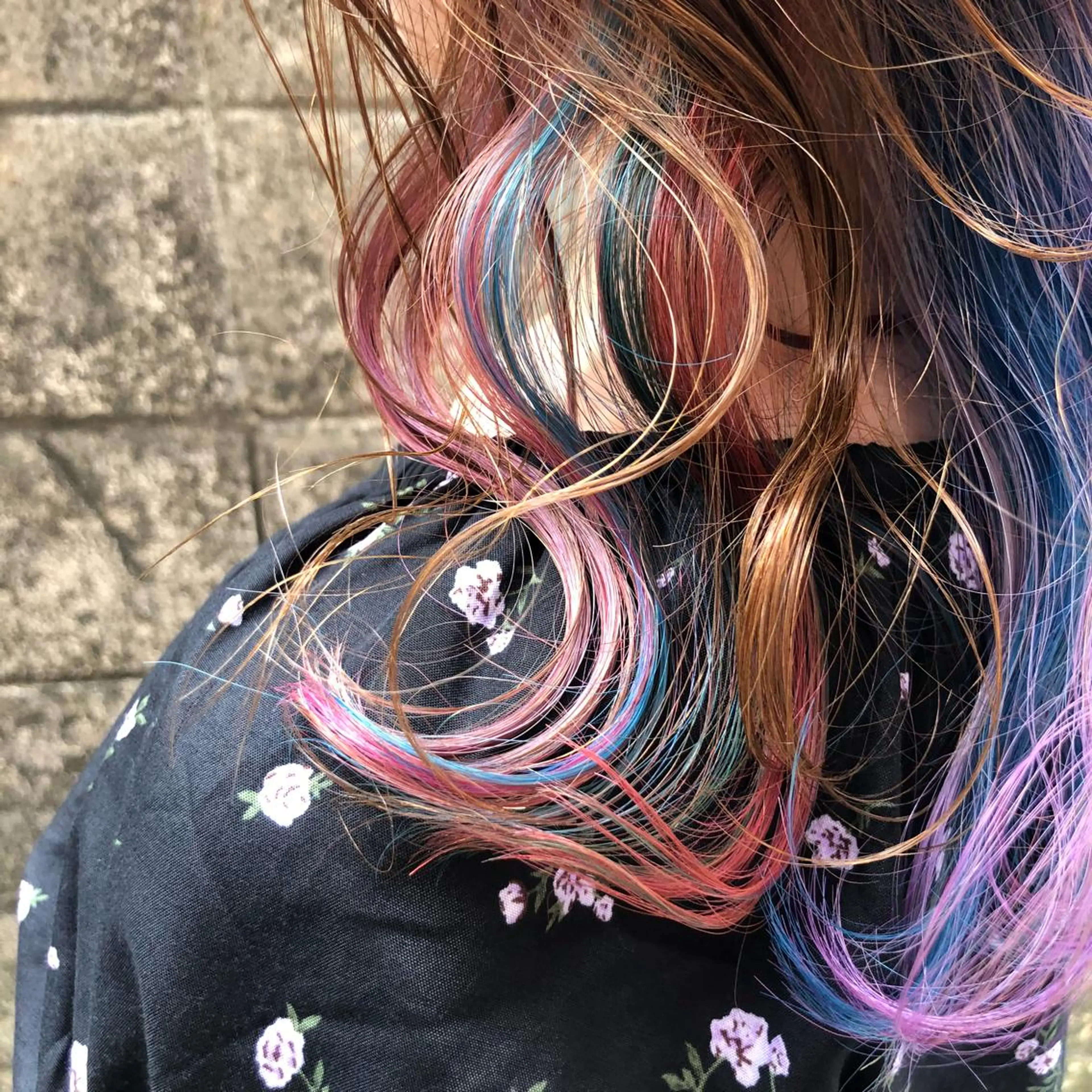 ミディアム カラー ブリーチ ブルーカラー ピンクカラー パープルカラー ユニコーンカラー 髪質改善、エクステ 山口卓哉のヘアスタイル