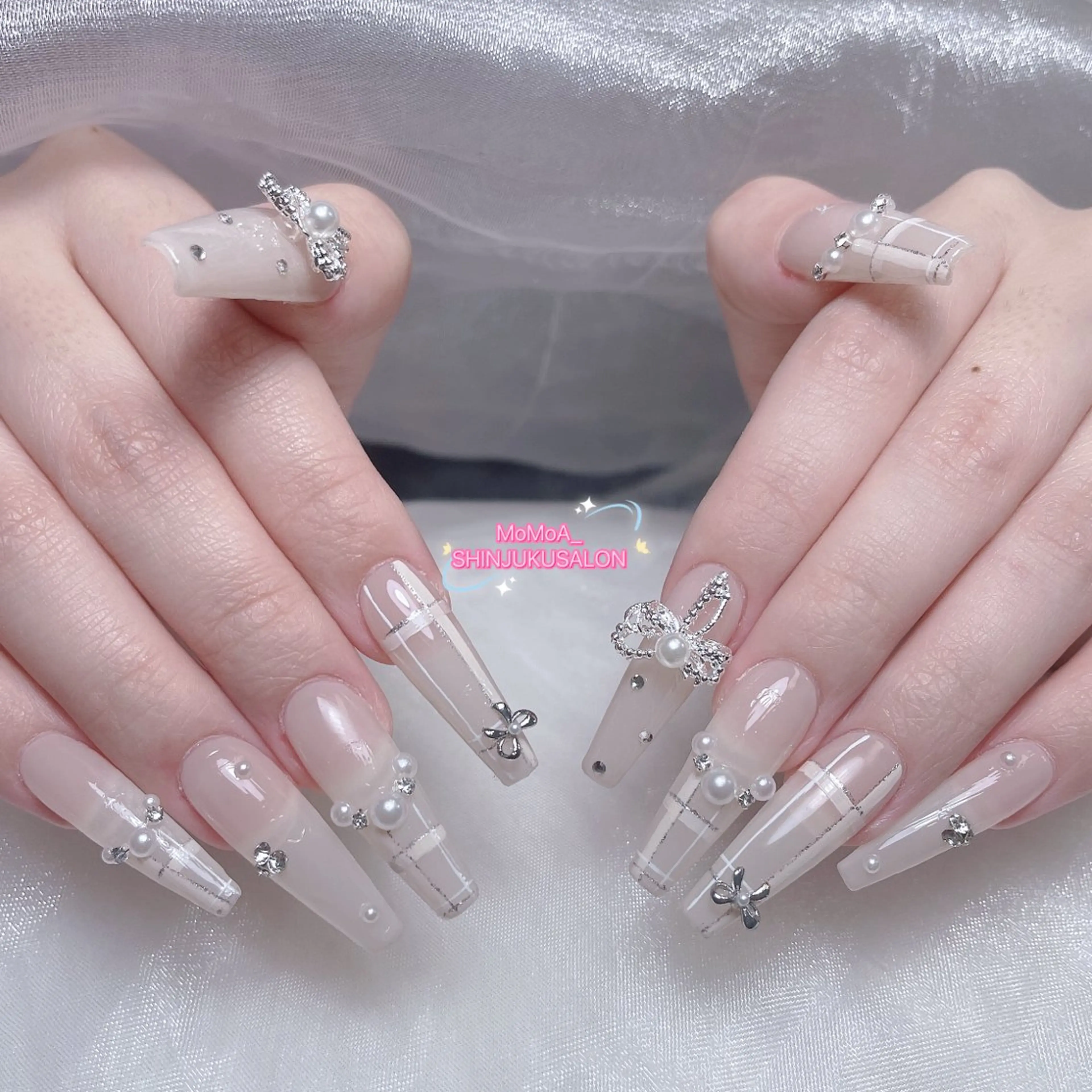 ネイル 成人式 ジェルネイル ロングネイル マグネットネイル 大理石ネイル(マーブル) ハンドネイル MoMoA Nail ネイル長さ出し専門店のネイルデザイン