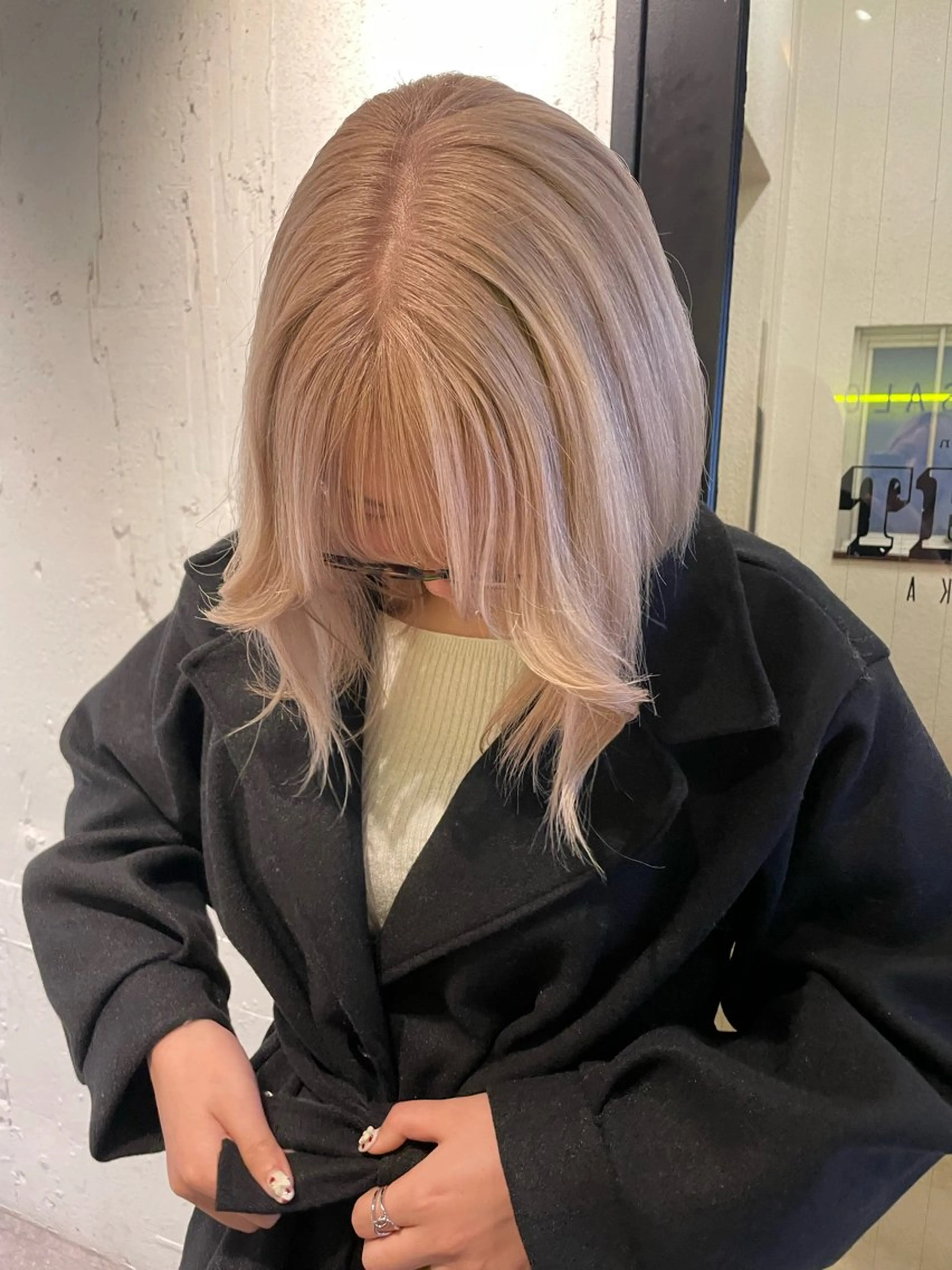 セミロング カラー カット ヘアカラー トリートメント hisano / ハイトーン･透明感のヘアスタイル