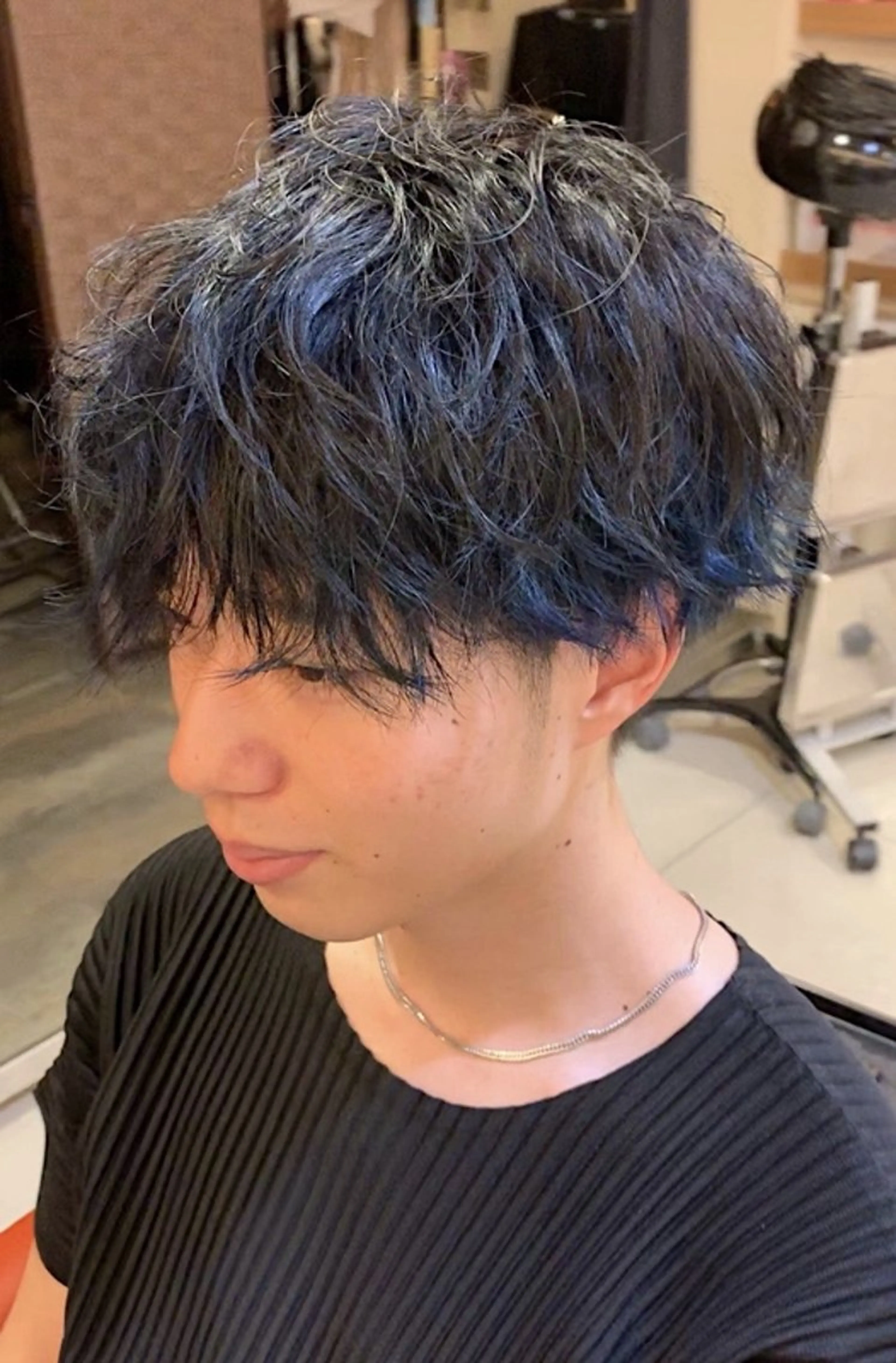 メンズ パーマ マッシュ メンズパーマ スパイラルパーマ 髪質改善ストレート/ kurachiのヘアスタイル