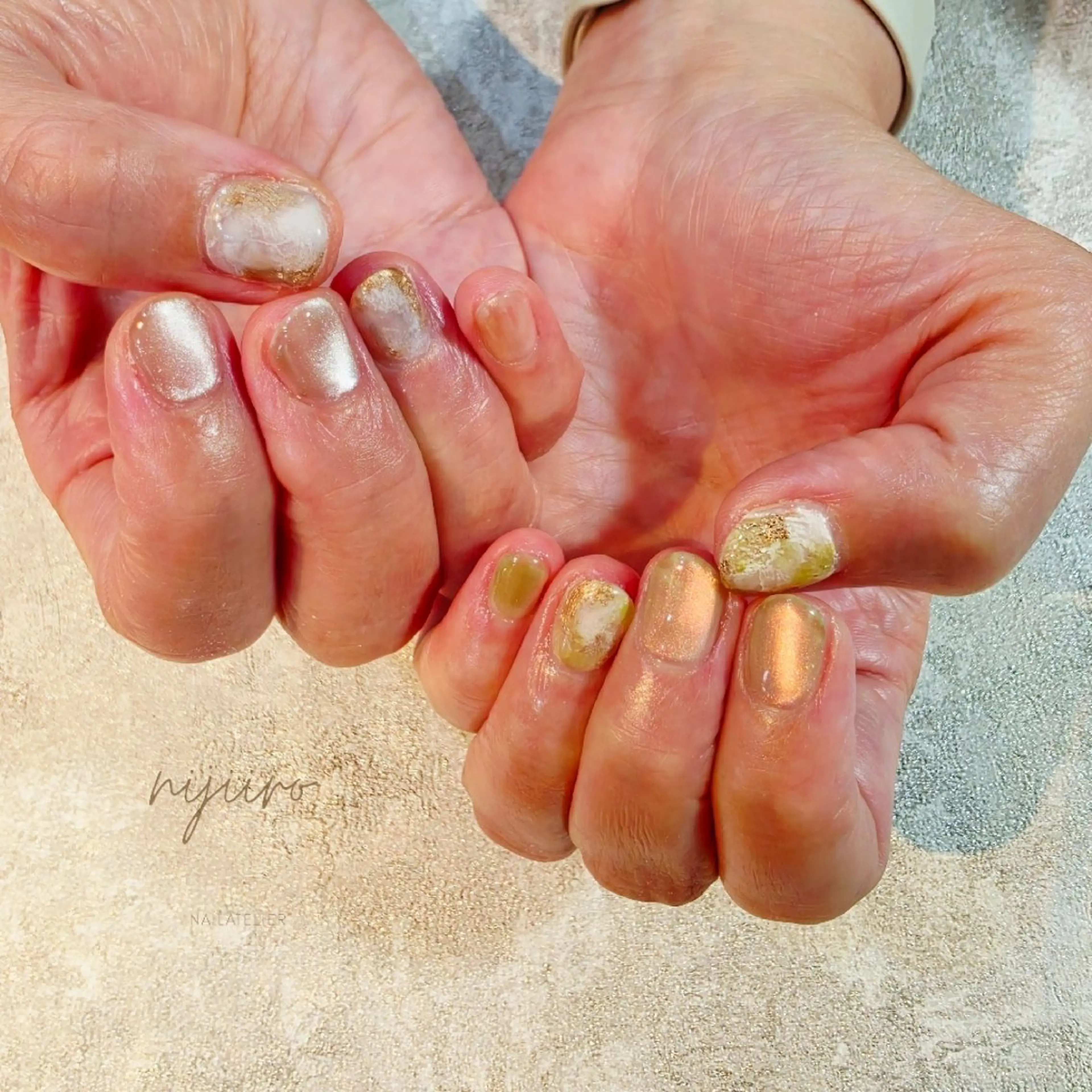 ネイル ハンドネイル nailatelier nijiiro.所属・nijiiro🌈 サトウのネイルデザイン