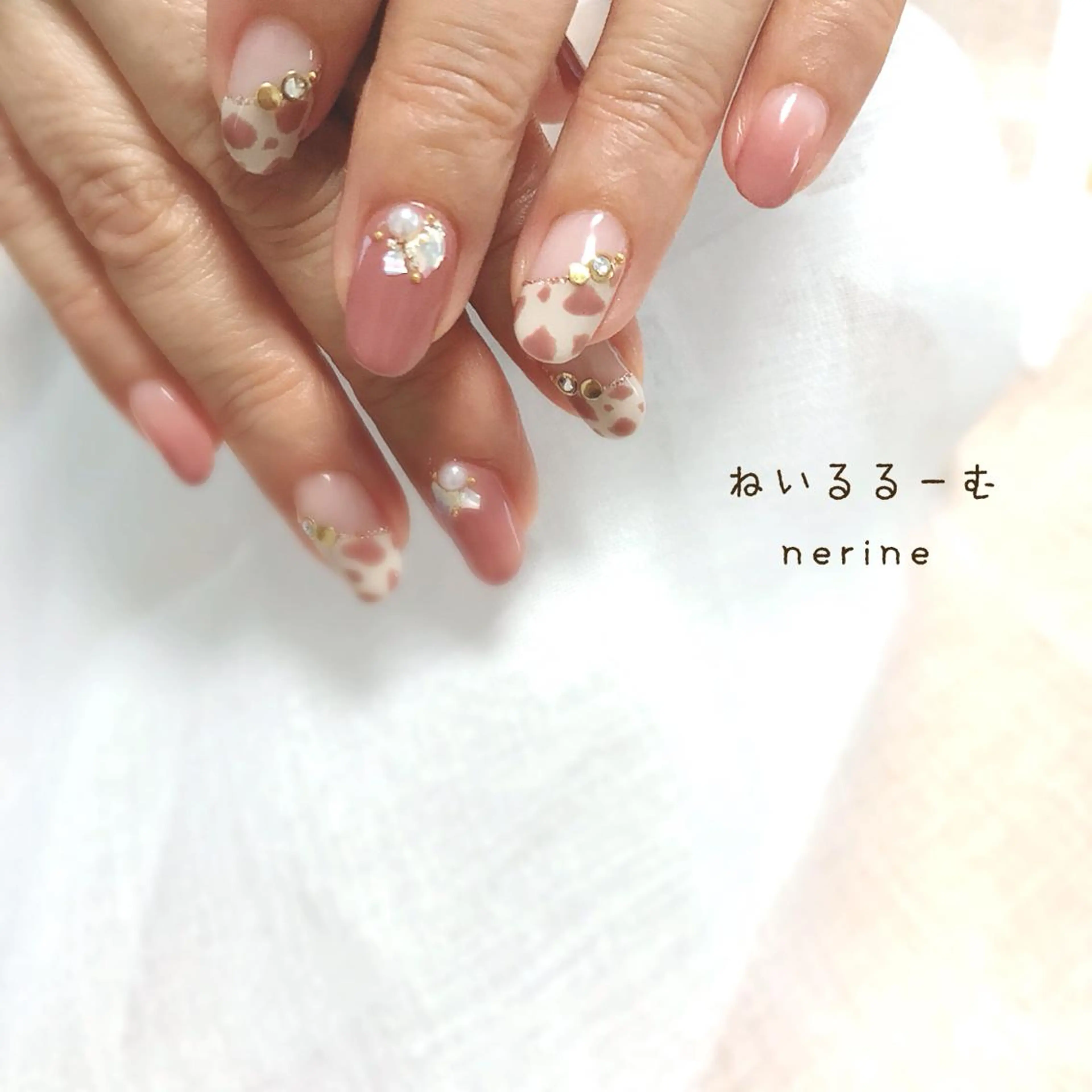 ネイル フットネイル ジェルネイル ニュアンスネイル シンプルネイル ストーンネイル NAILST Naomiのネイルデザイン