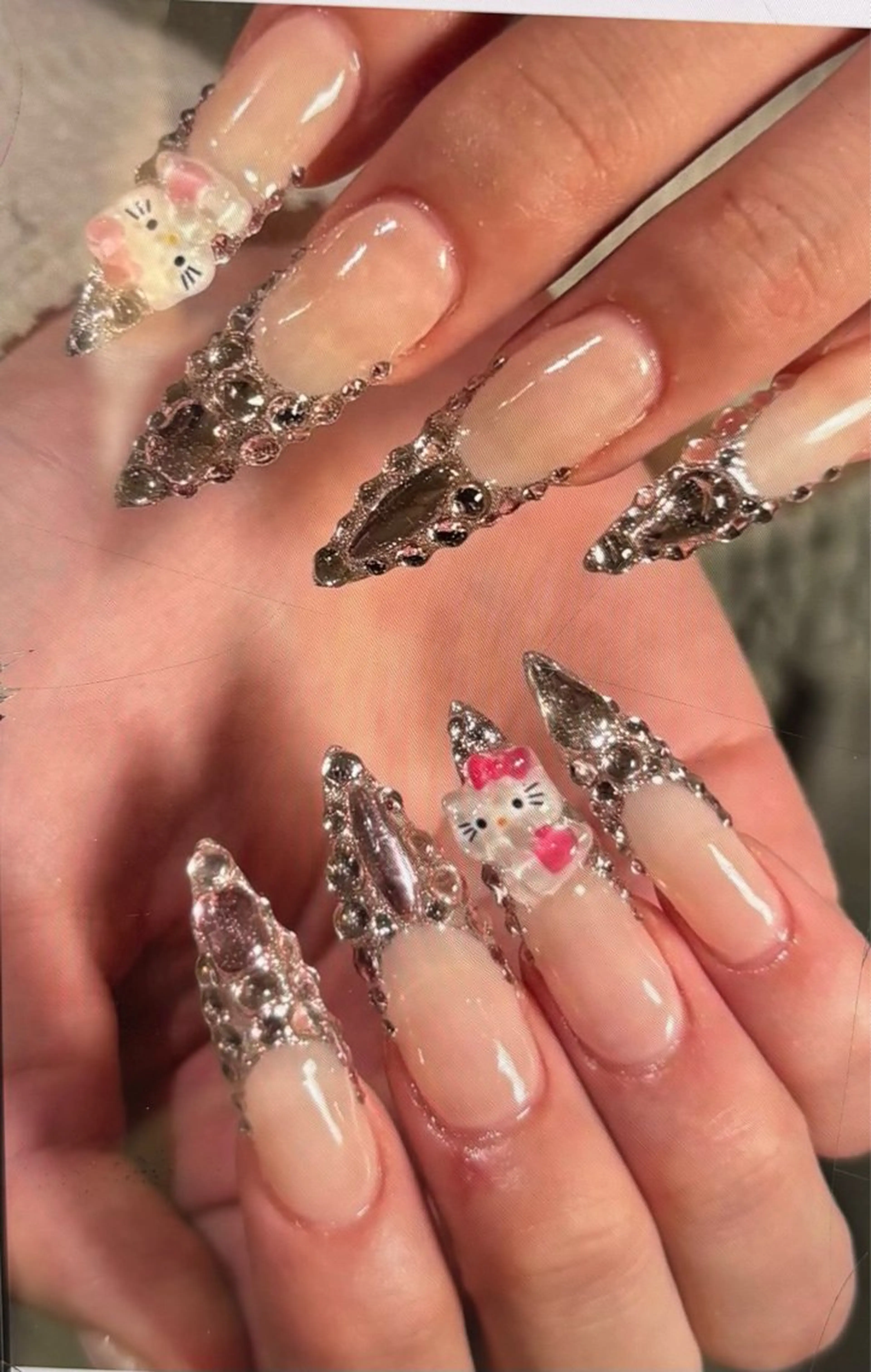 ネイル ハンドネイル H3 Nail Tsuki🦋💙のネイルデザイン