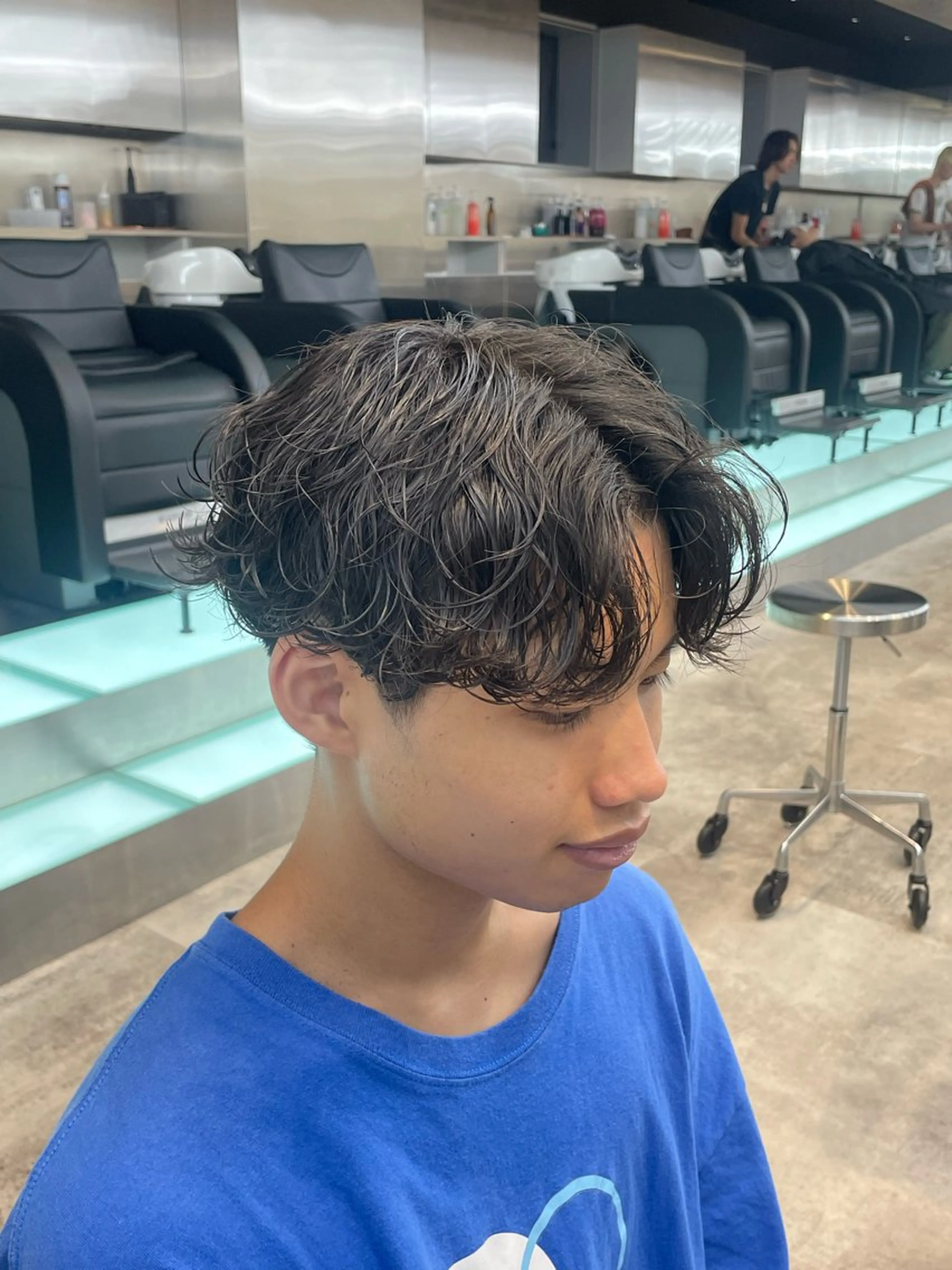 ショート パーマ メンズ メンズパーマ 波巻きパーマ メンズ特化型美容師 sakuraのヘアスタイル