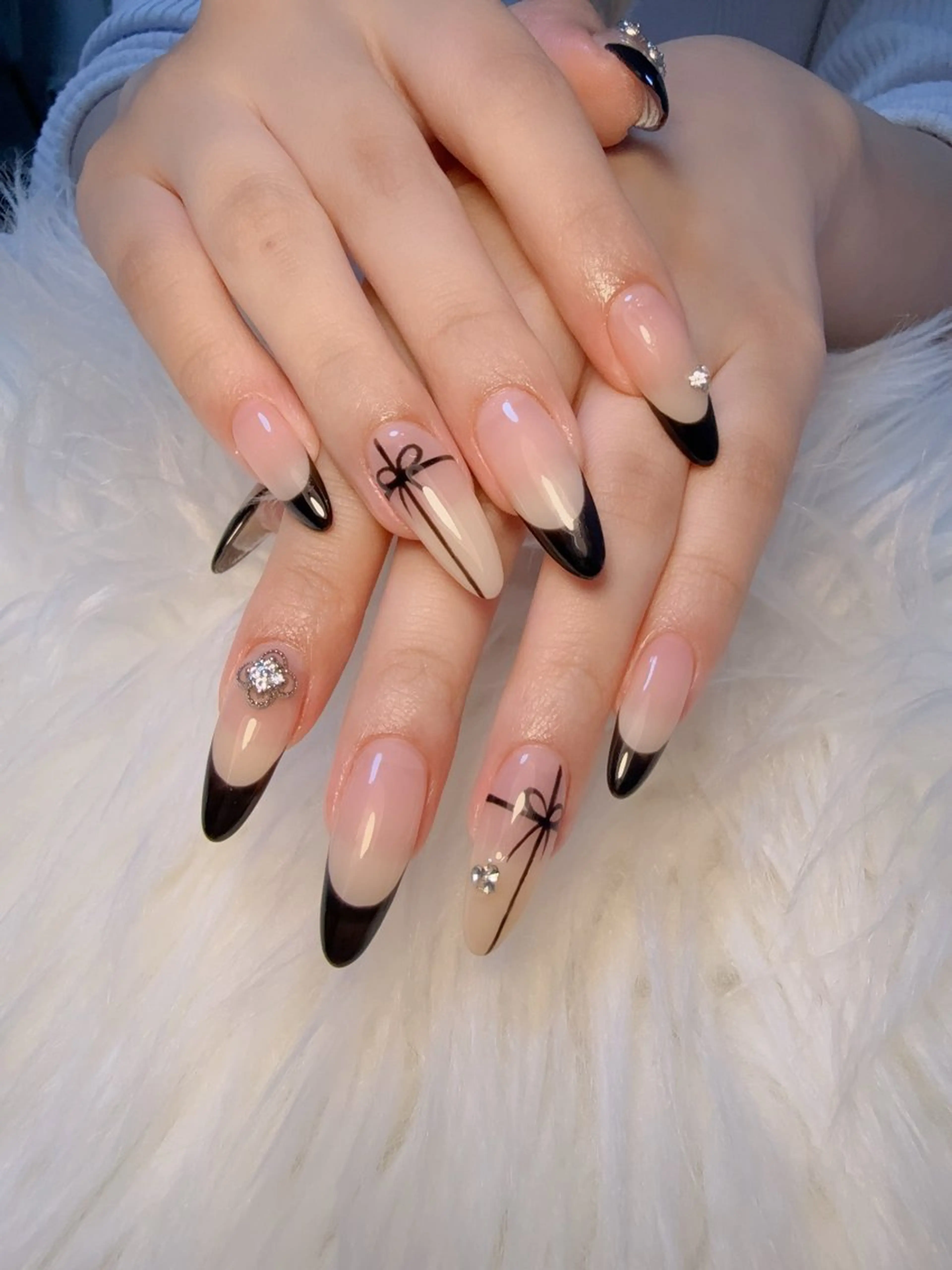 ネイル 西野 カナのネイルデザイン