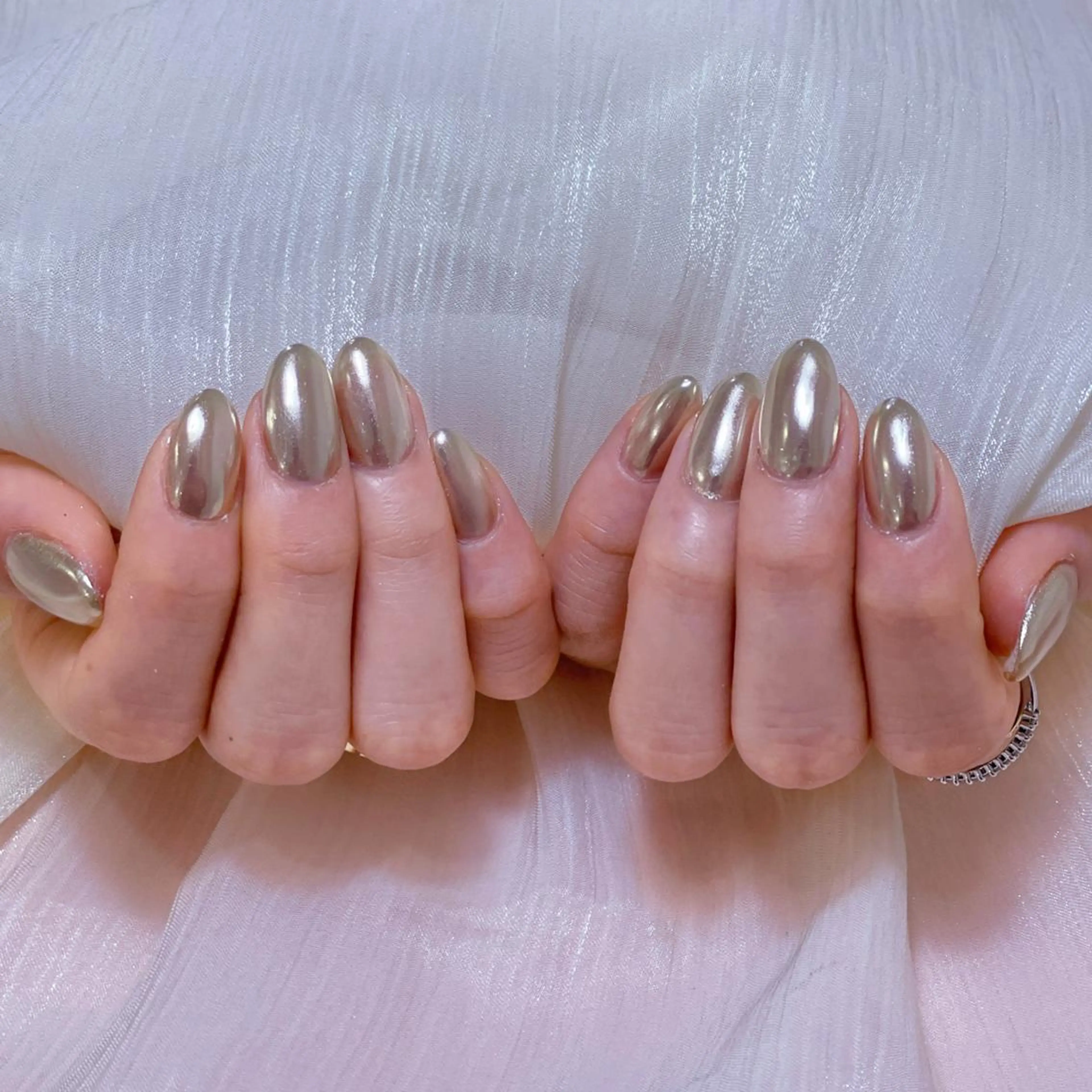 ネイル アートネイル オーロラネイル ガーリー キラキラネイル 韓国ネイル ハンドネイル DIAMOND NailStudioのネイルデザイン