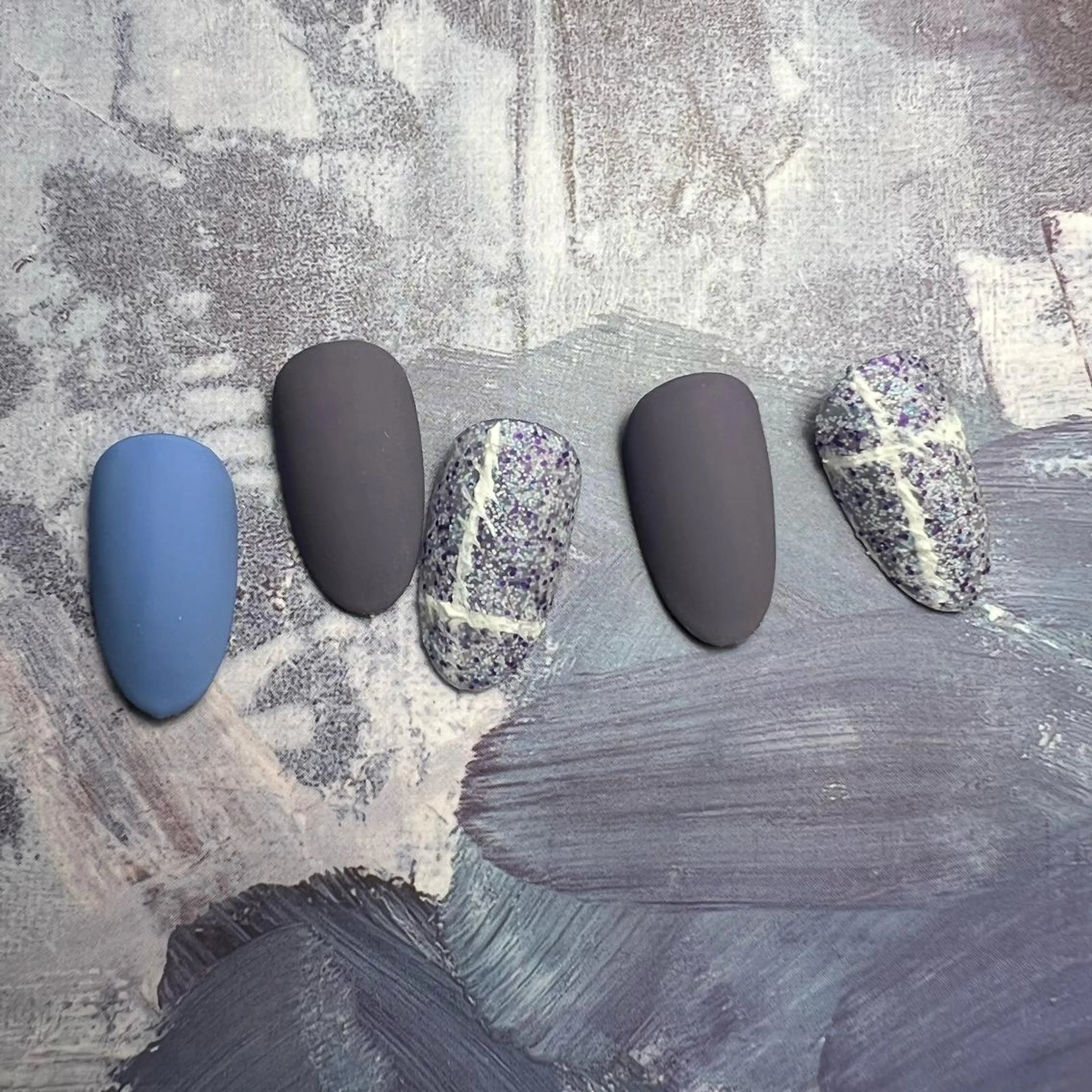 カラー ネイル You&Me Yukiのネイルデザイン