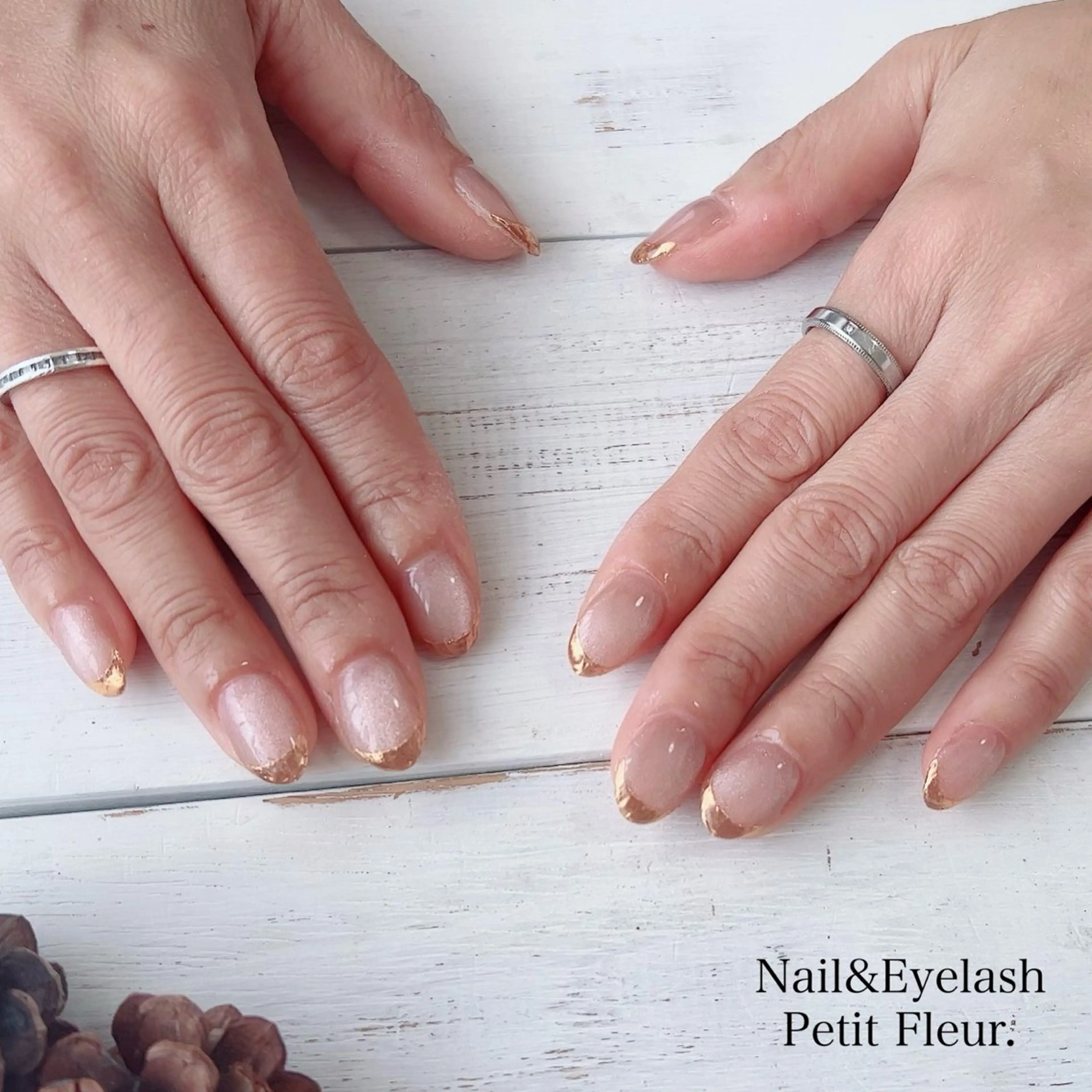 ネイル Petit Fleur所属・青柳 亜梨奈のマツエク・マツパデザイン