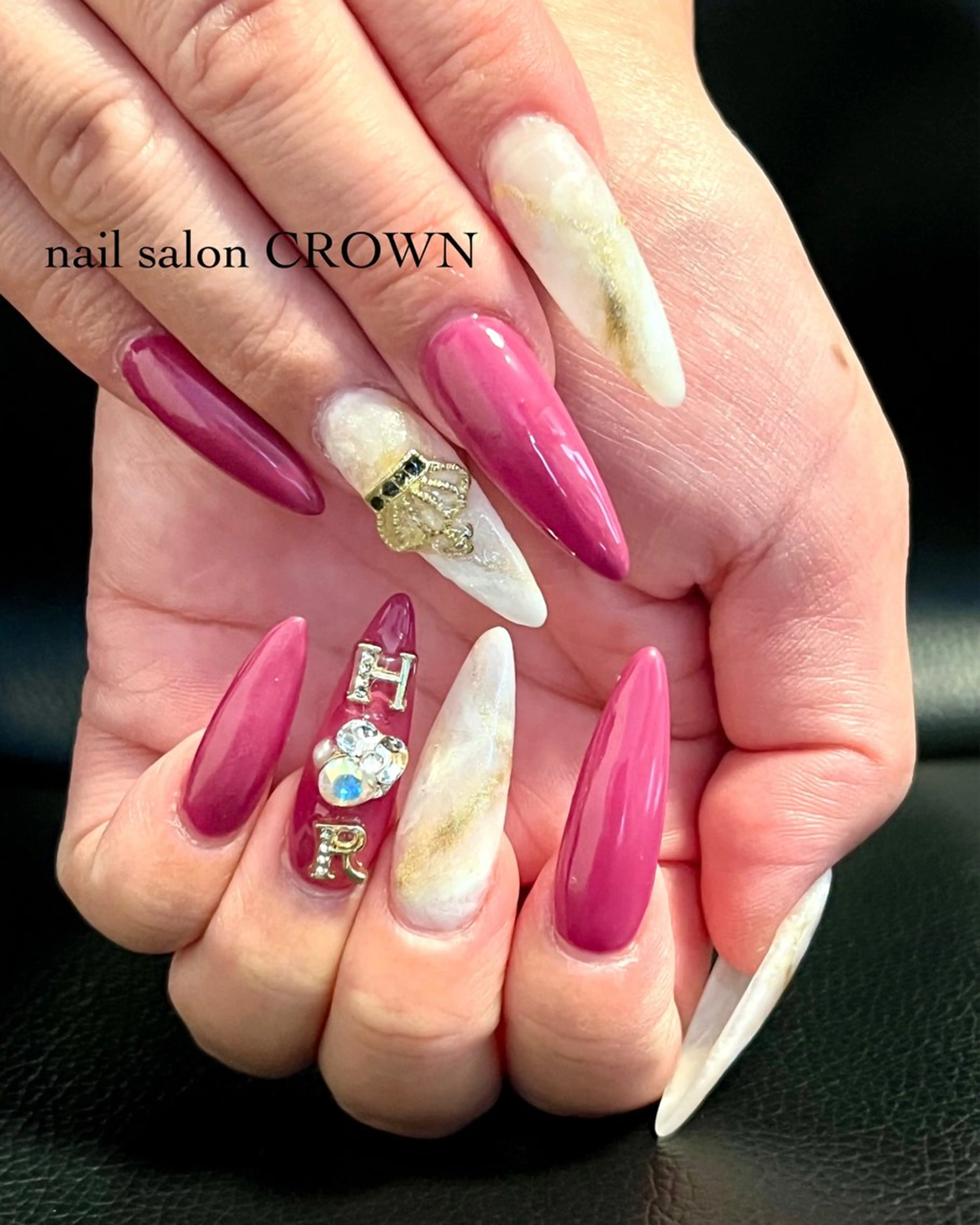 ネイル nail salon CROWNのネイルデザイン