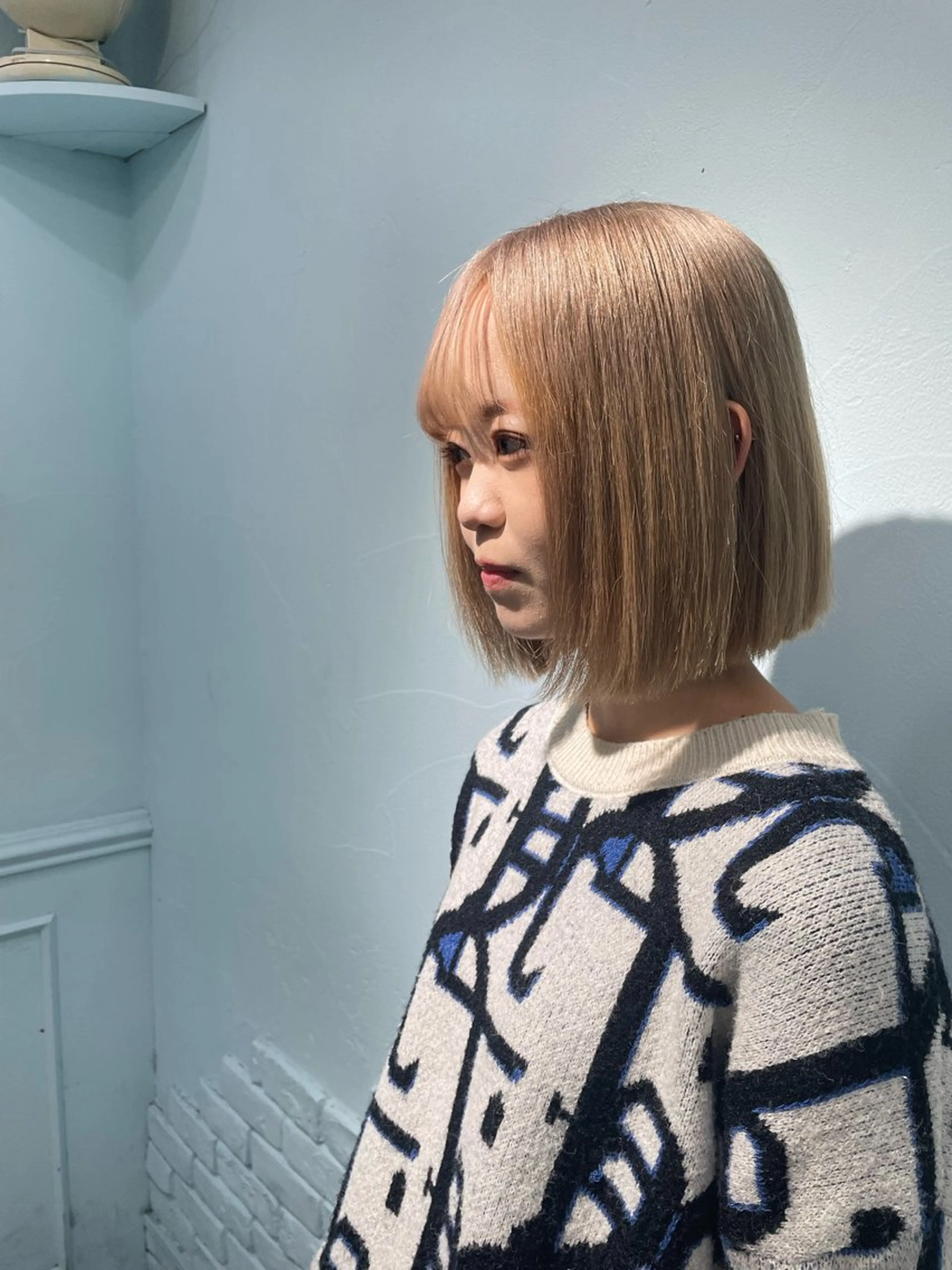 ショート カラー アッシュ アッシュグレー ベージュカラー ブリーチ ブロンド ヘアカラー トリートメント 【美髪ハイトーン】 髪質改善/大和🎀のヘアスタイル