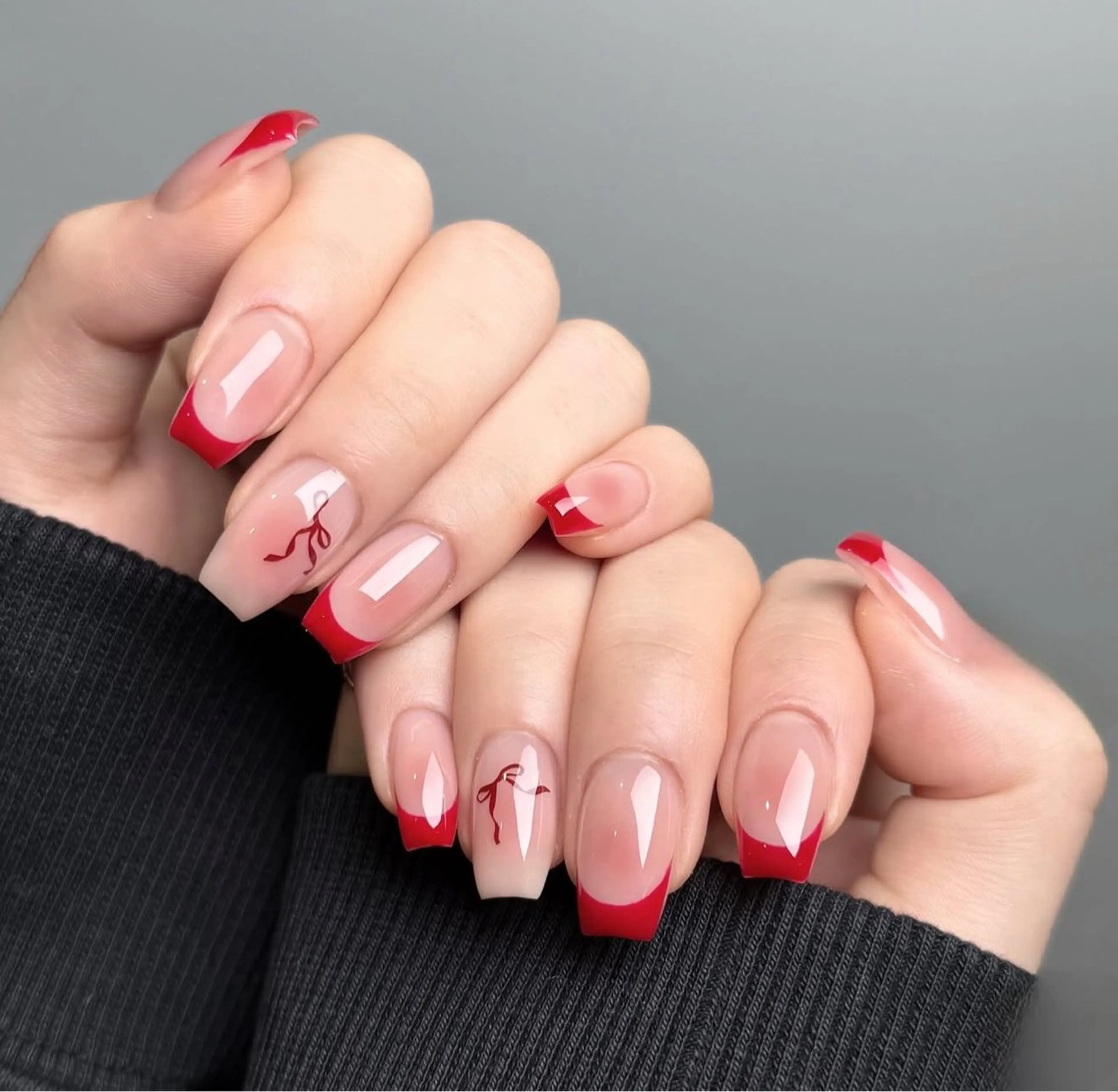 ネイル キラキラネイル マグネットネイル ミラーネイル ニュアンスネイル 春ネイル ハンドネイル Hinaa 池袋のネイルデザイン