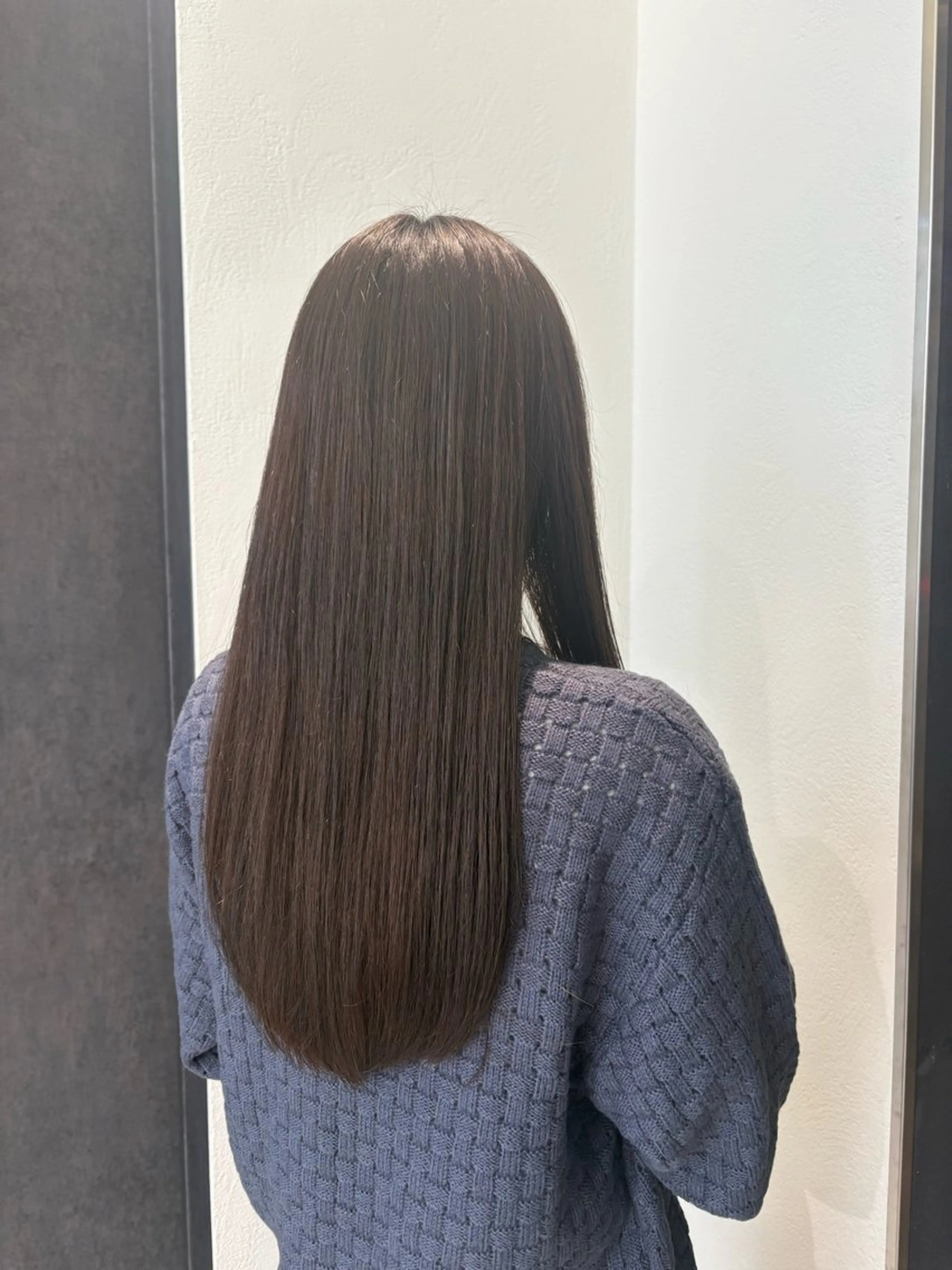 カラー ブラウンカラー 栗山 心鈴のヘアスタイル