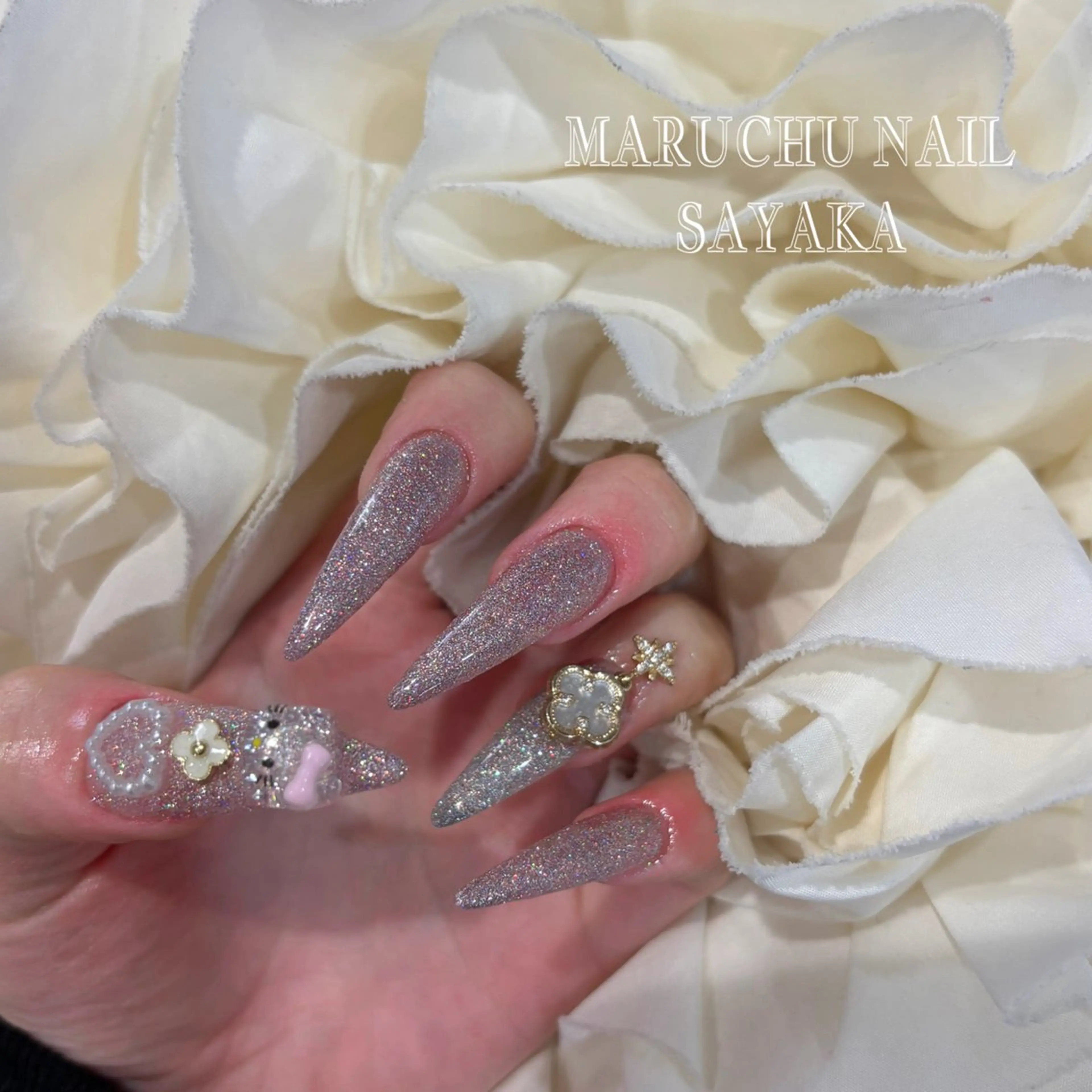 🌹新人ネイリスト🌹チップ長さだしワンカラー パーツ追加🆗（別料金）の写真