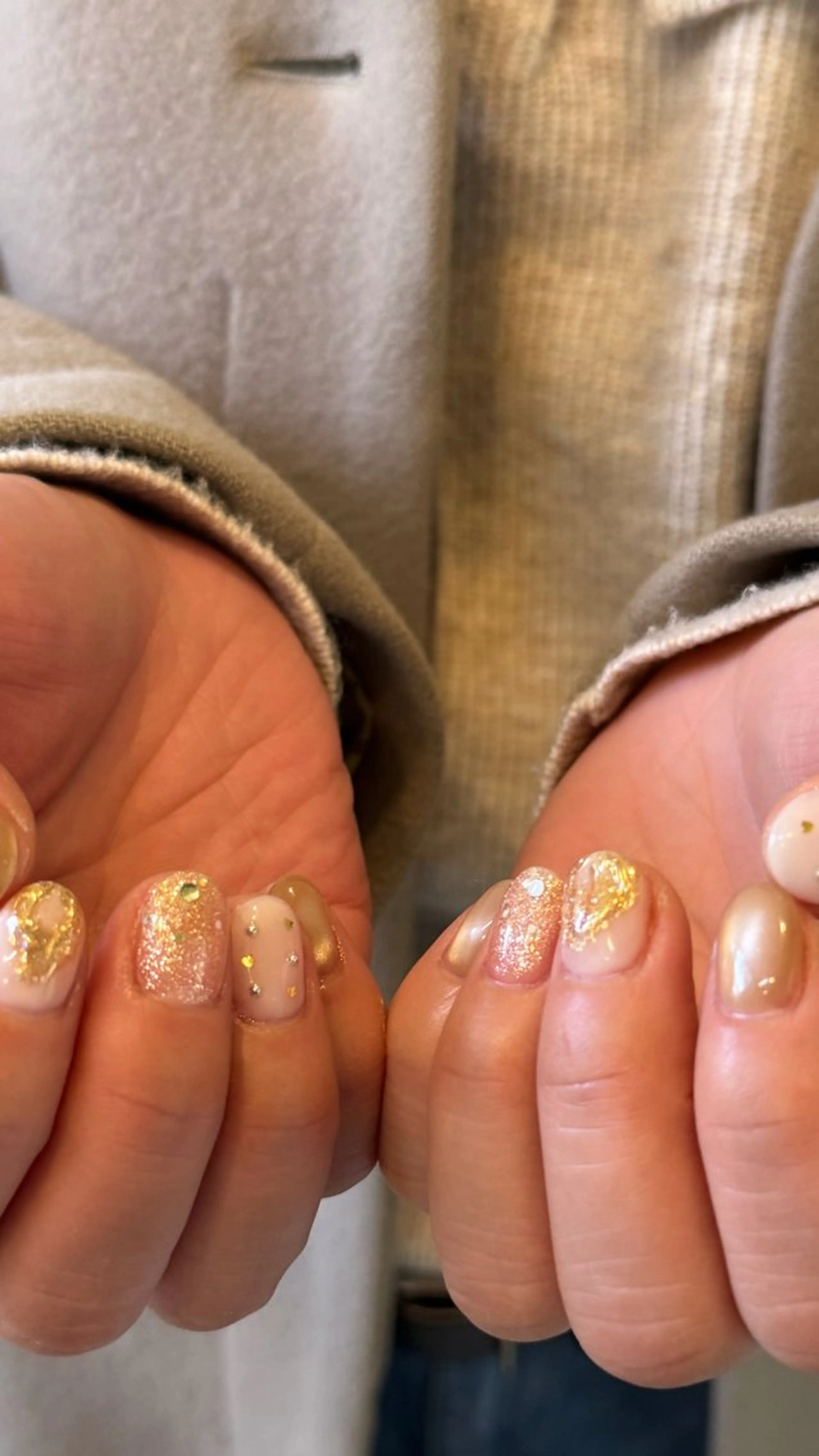 ネイル アートネイル ハート キラキラネイル ハンドネイル 五百路 蛍来のネイルデザイン