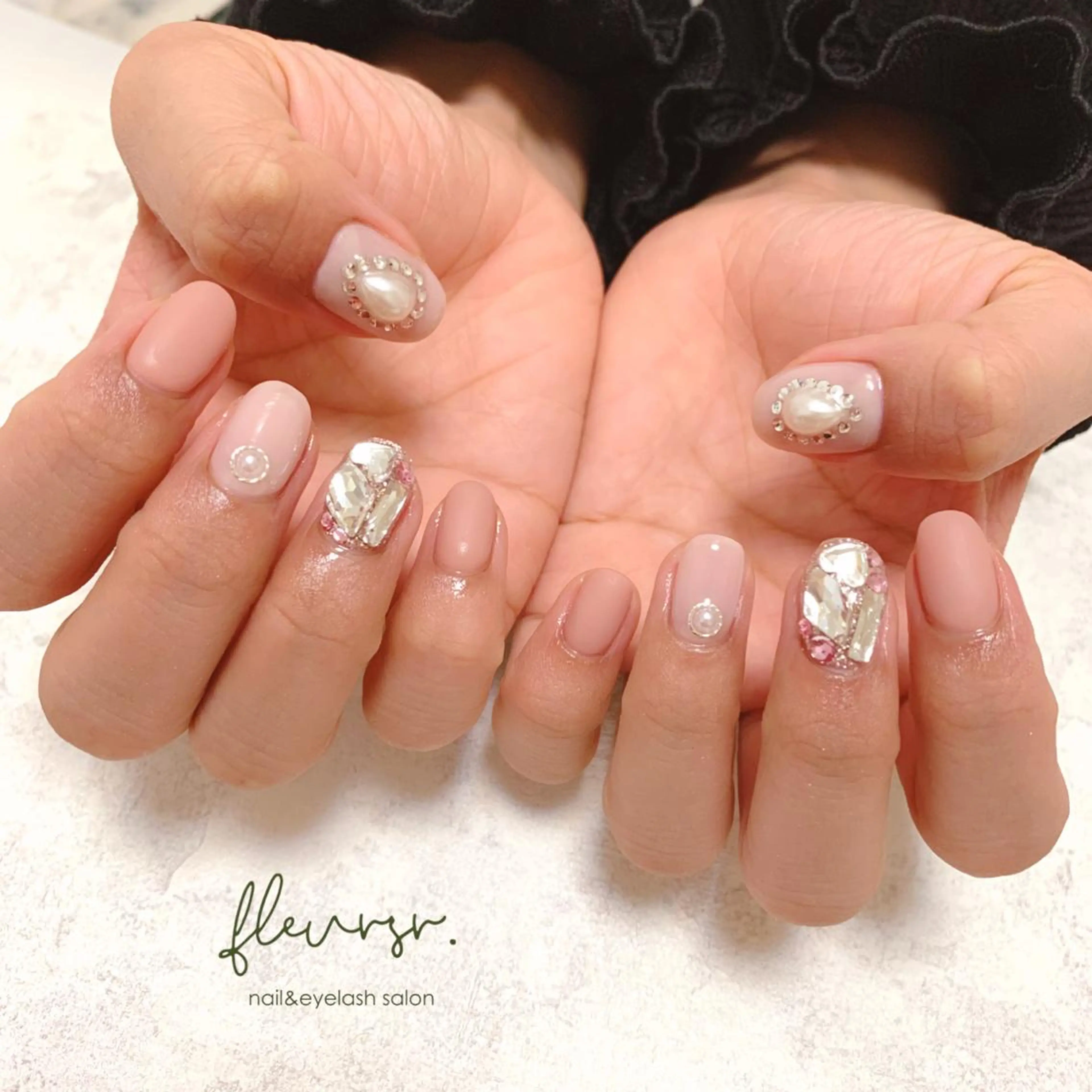 ネイル 韓国ネイル atore つかさのマツエク・マツパデザイン