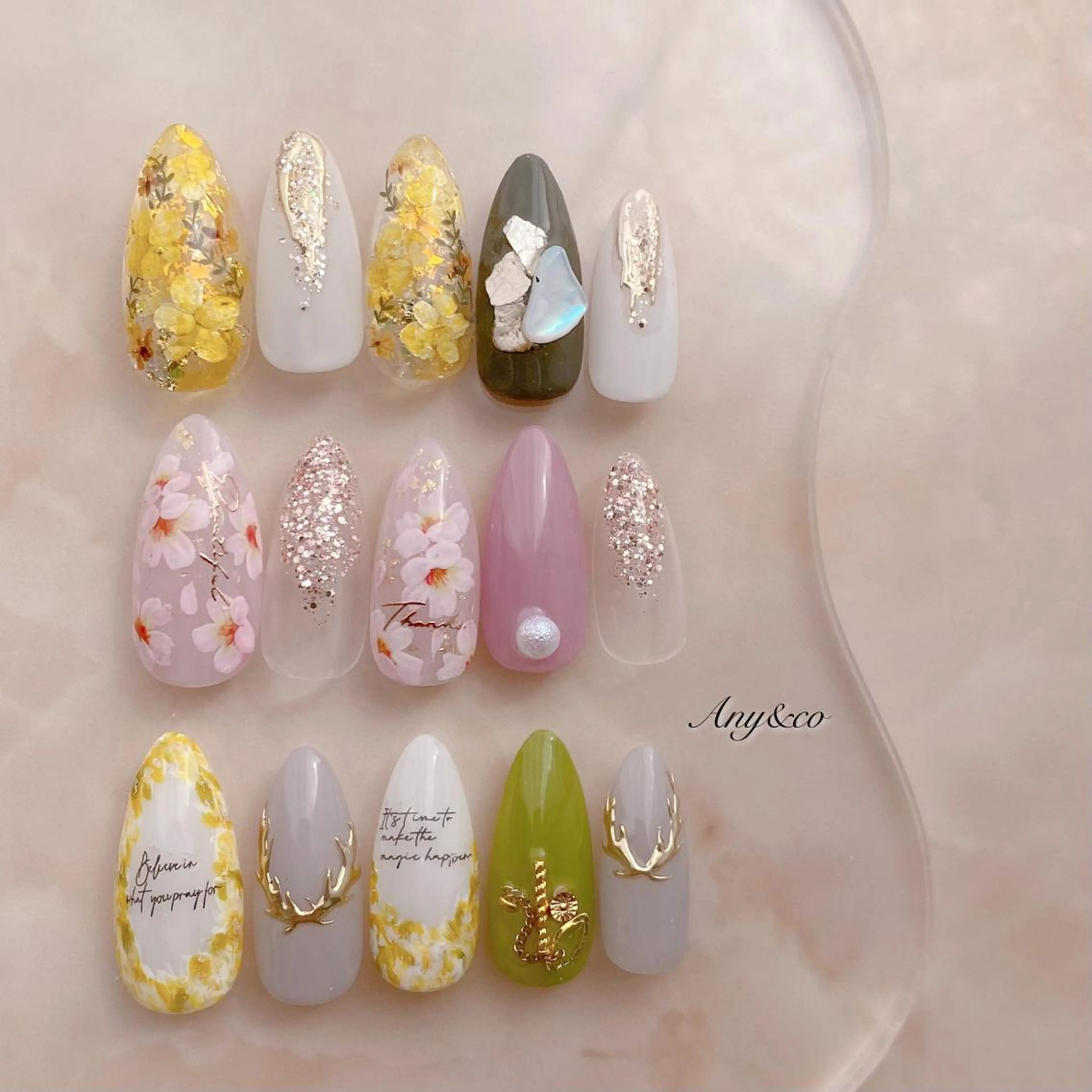 ネイル アートネイル 桜ネイル フラワーネイル ニュアンスネイル 春ネイル Any&co 【エニコ】のマツエク・マツパデザイン