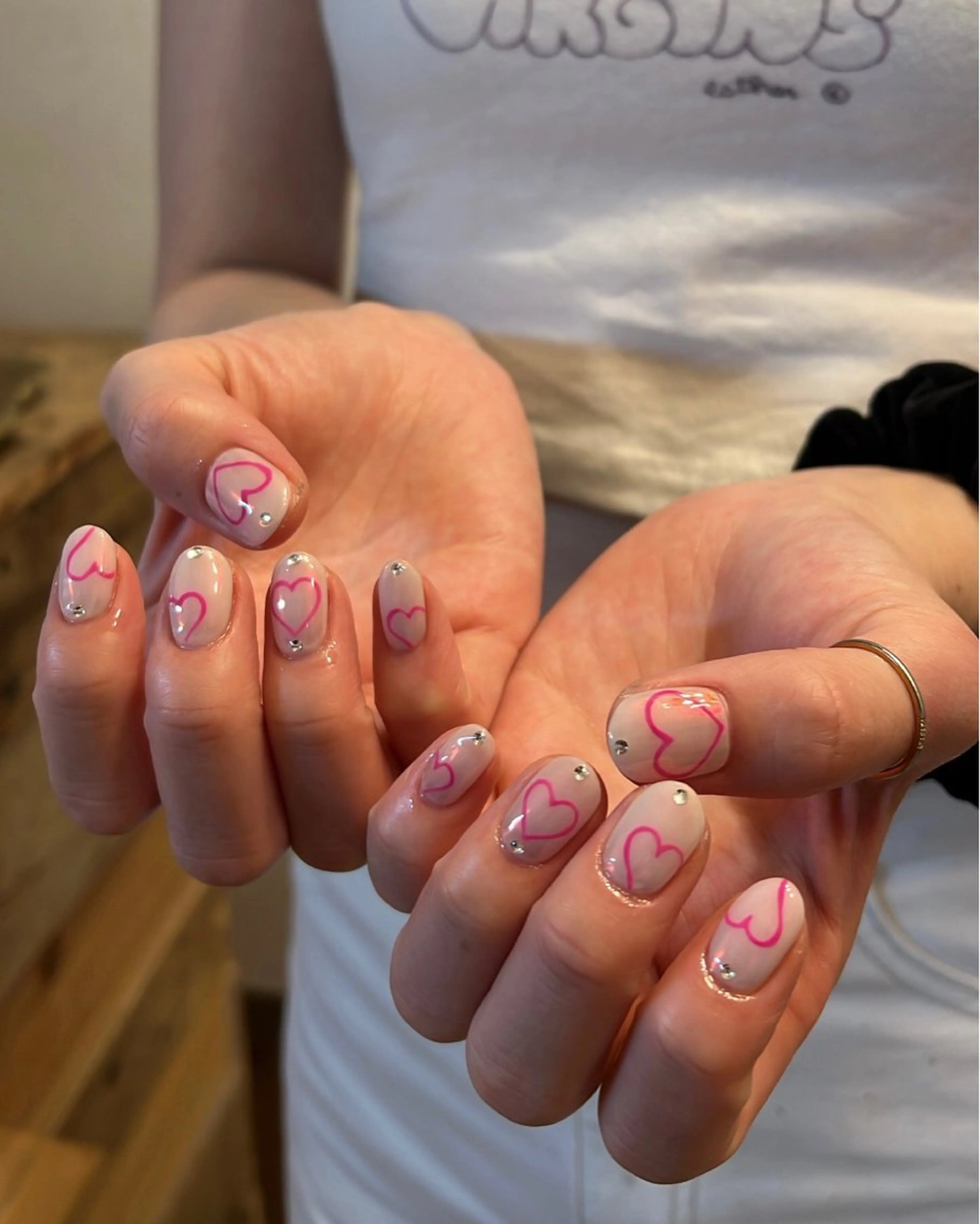 ネイル ハンドネイル フットネイル ハンドケア Nes.Nail所属・Miyagi Asamiのネイルデザイン