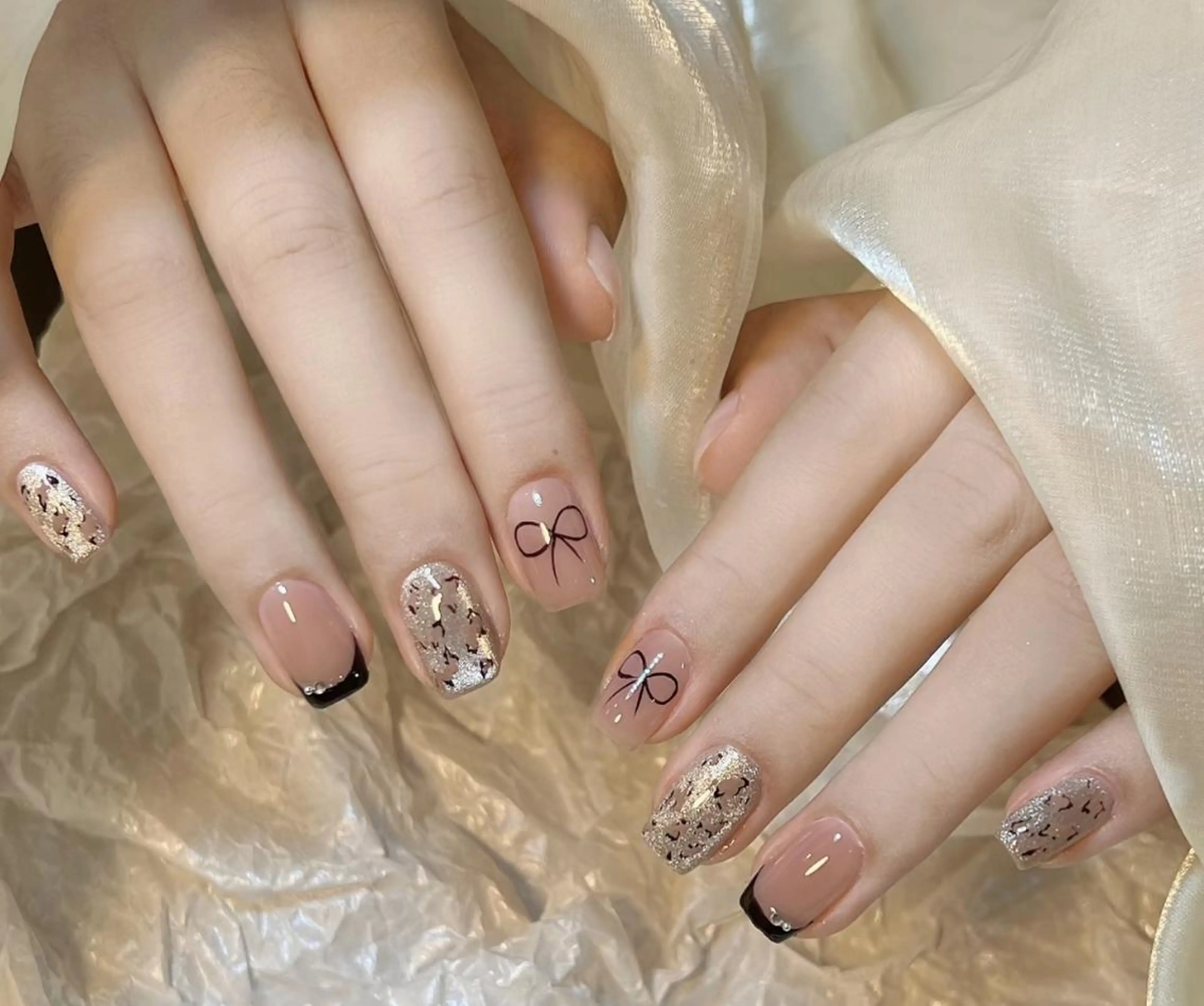 ネイル ハンドネイル ハンドケア 🍑 momo_nailのネイルデザイン