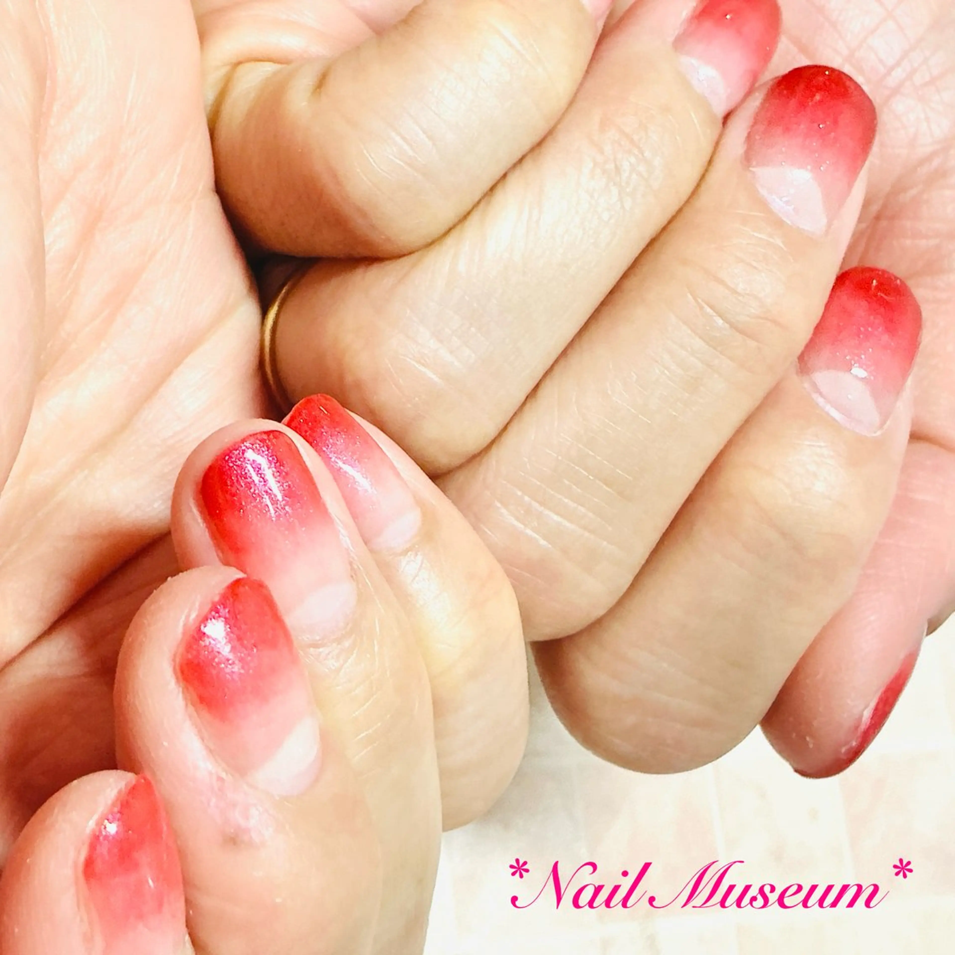 ネイル ブルー ボルドー ジェルネイル グラデーション オフィスネイル ハンドネイル nailmuseum KAMATARIのネイルデザイン