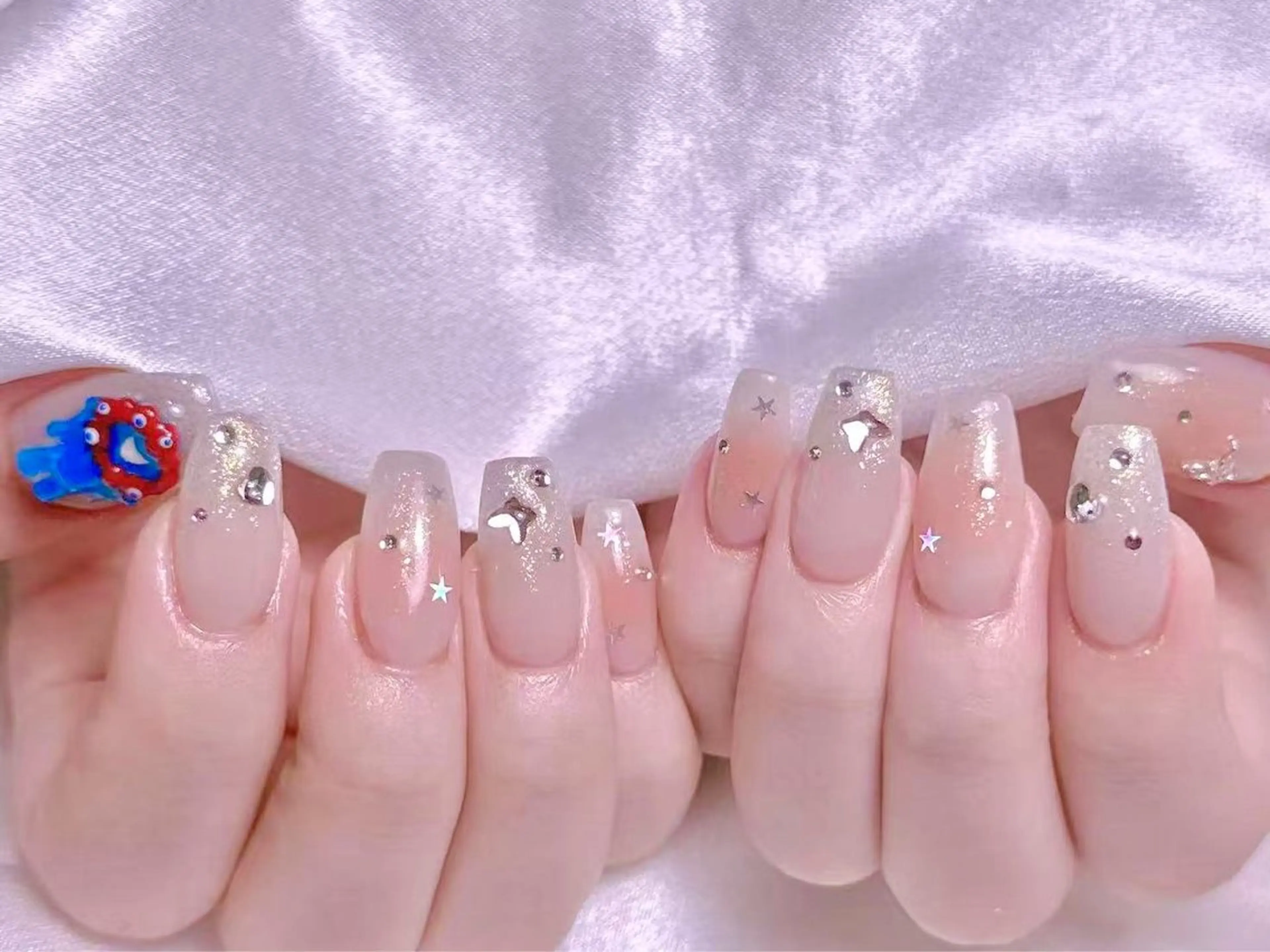 ネイル ハンドネイル ハンドケア リン リンのネイルデザイン