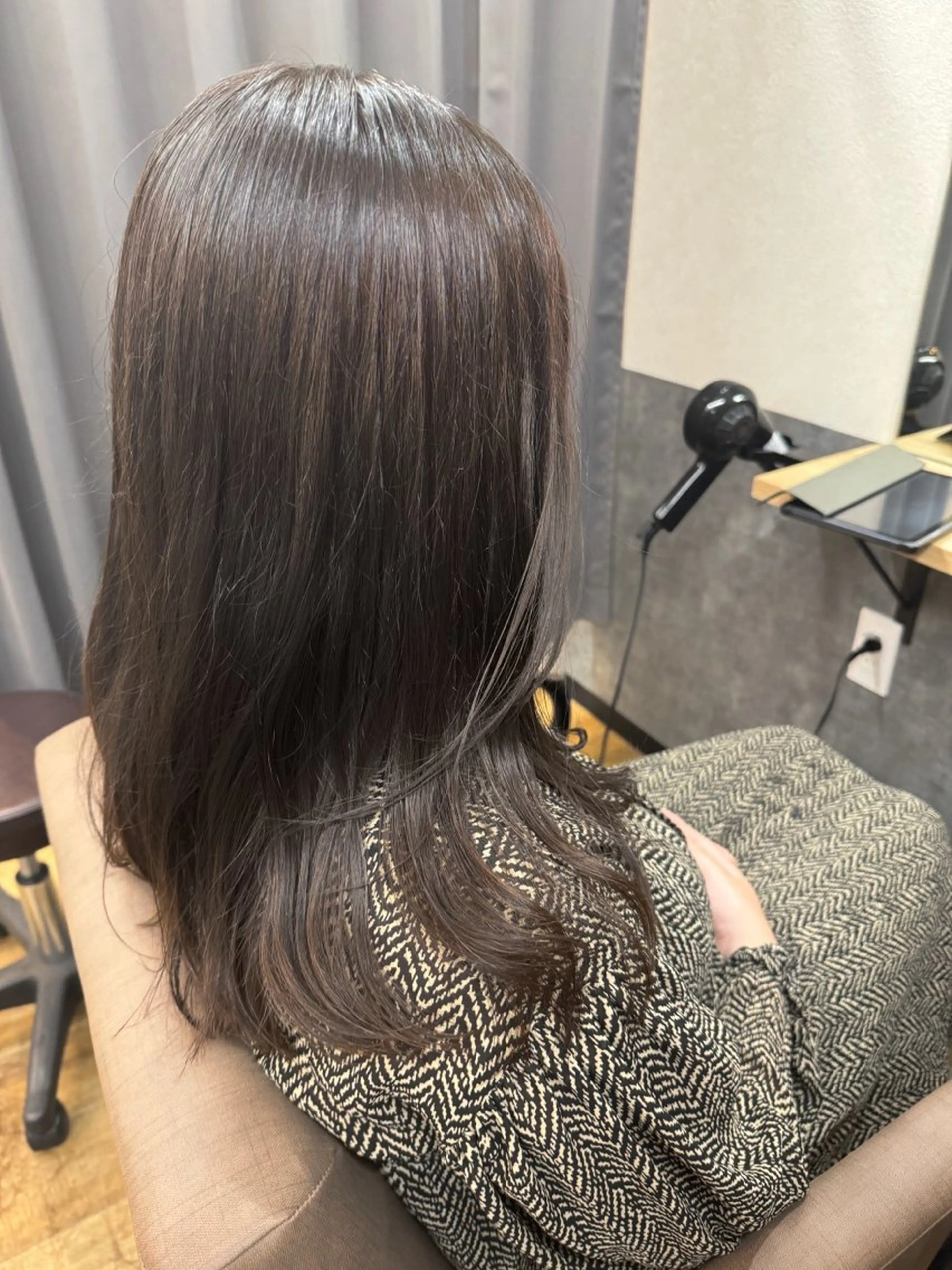 セミロング カラー ブラウンカラー ショコラブラウン TELAHAIR南流山店所属・TERA  HAIR HARUのヘアスタイル