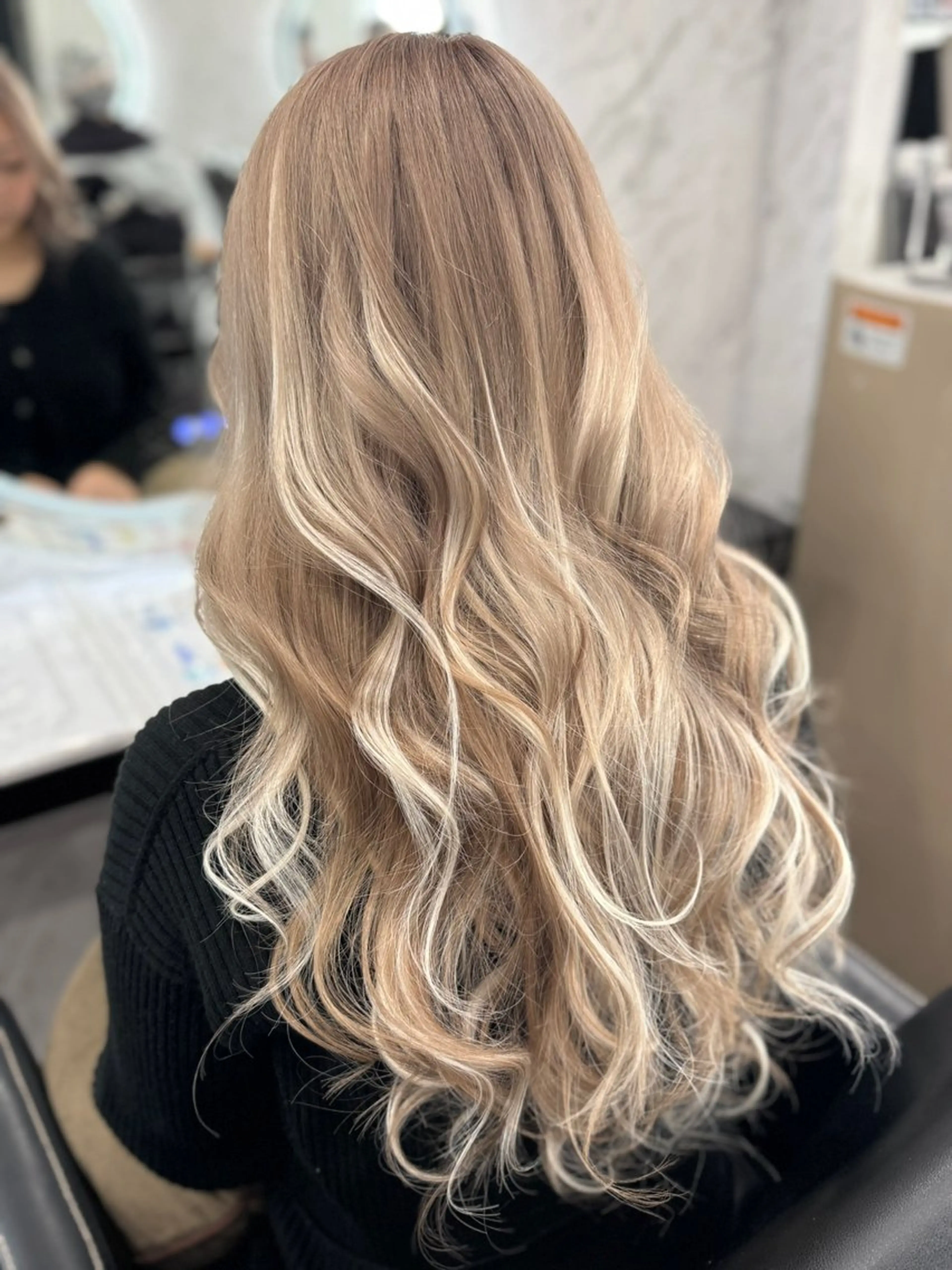 ロング エクステ LOHAS Kanaのヘアスタイル