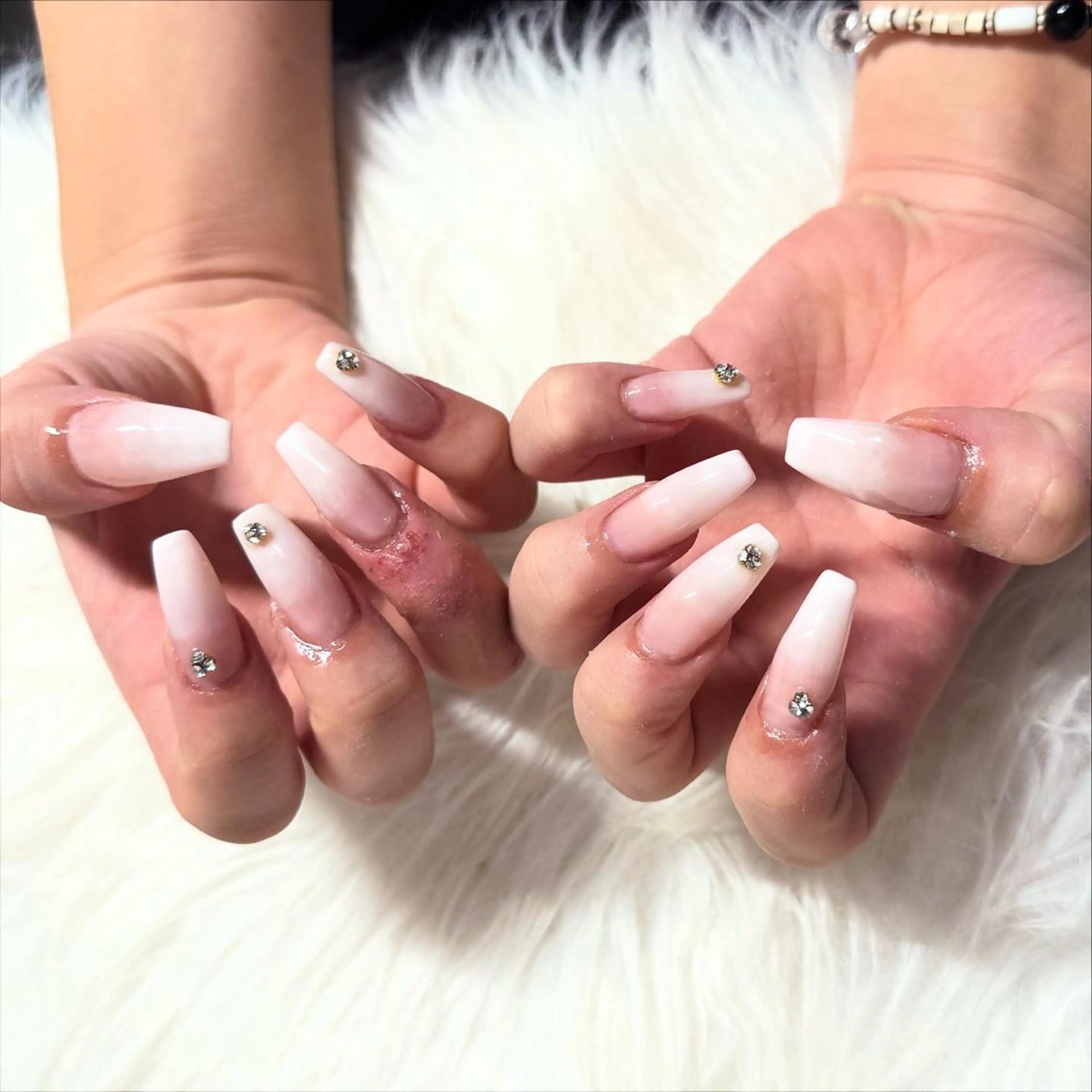 ロング ハンドネイル mao .のネイルデザイン