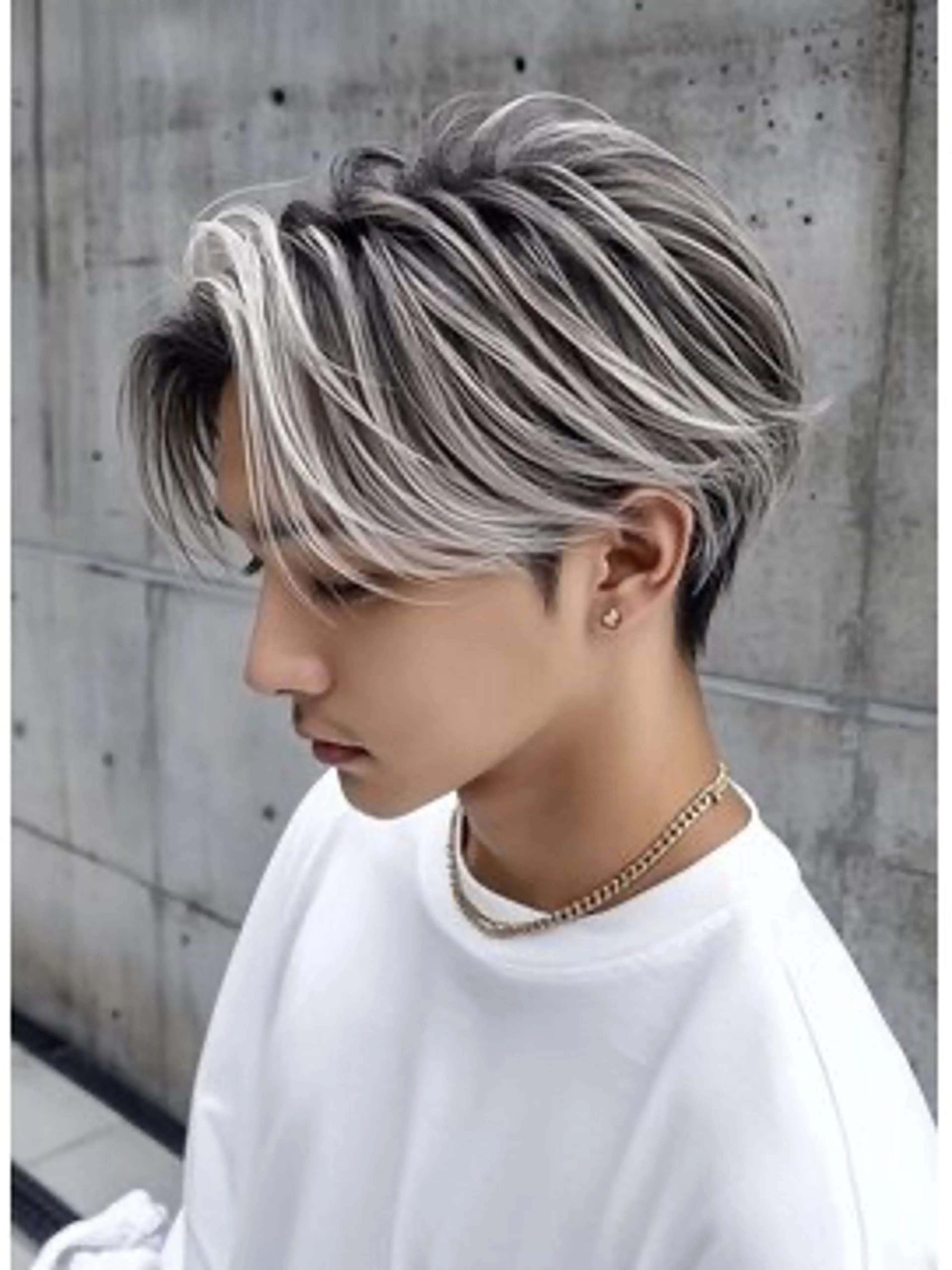 カラー メンズ 日置 結人のヘアスタイル