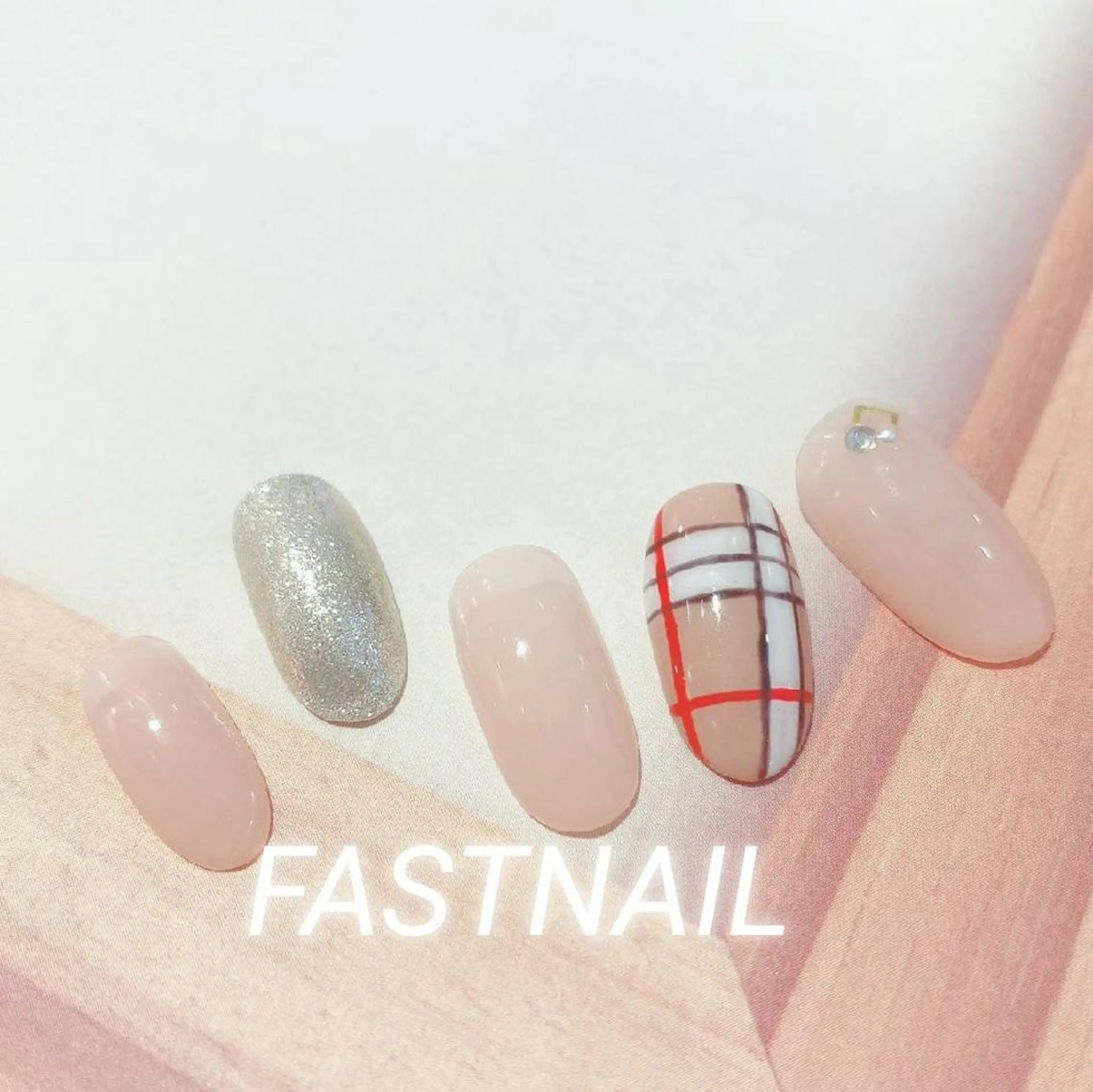 ネイル ファストネイル 静岡パルシェ店のネイルデザイン