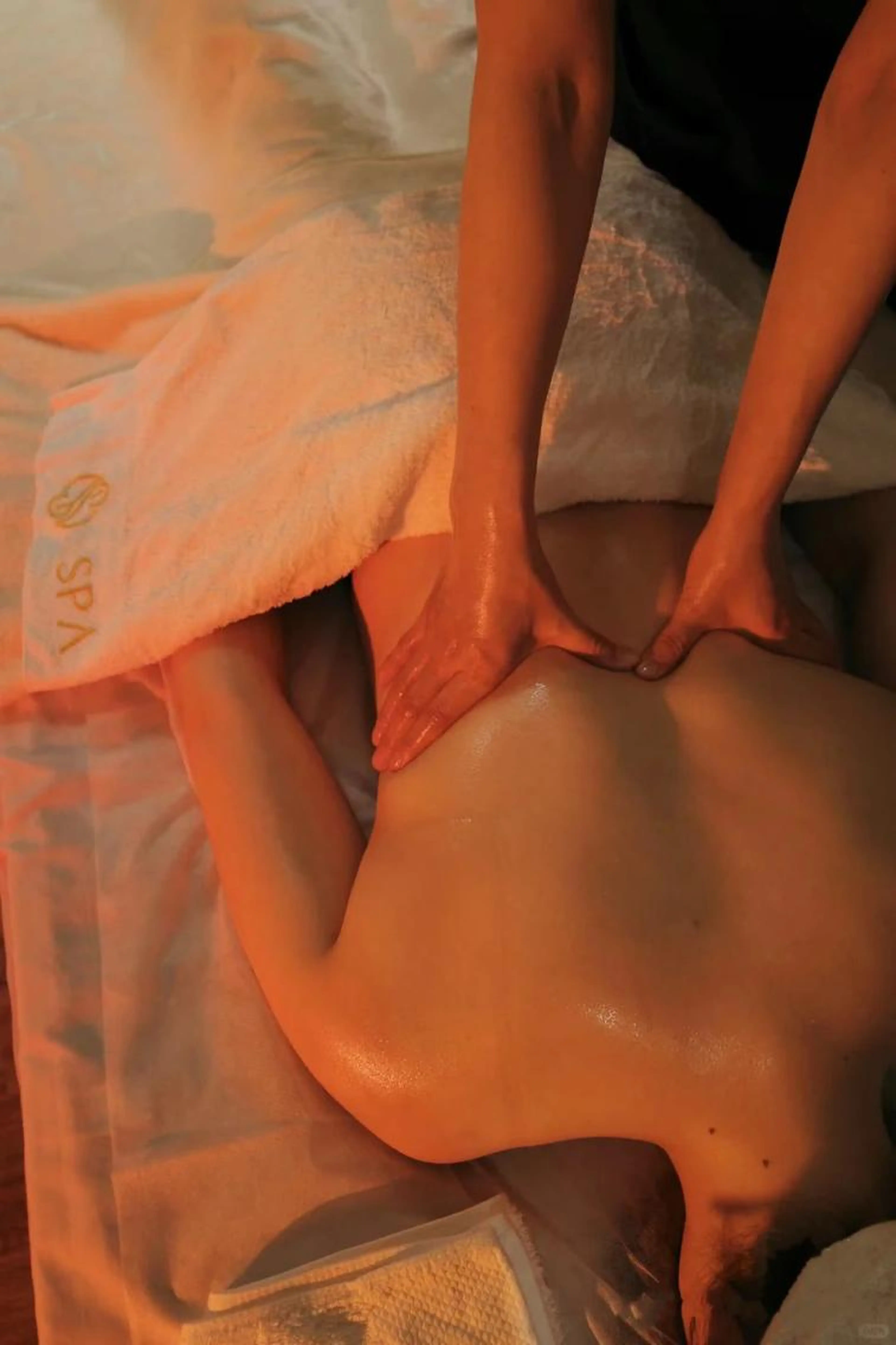 全身アロマリンパ&ヘッド70分の写真