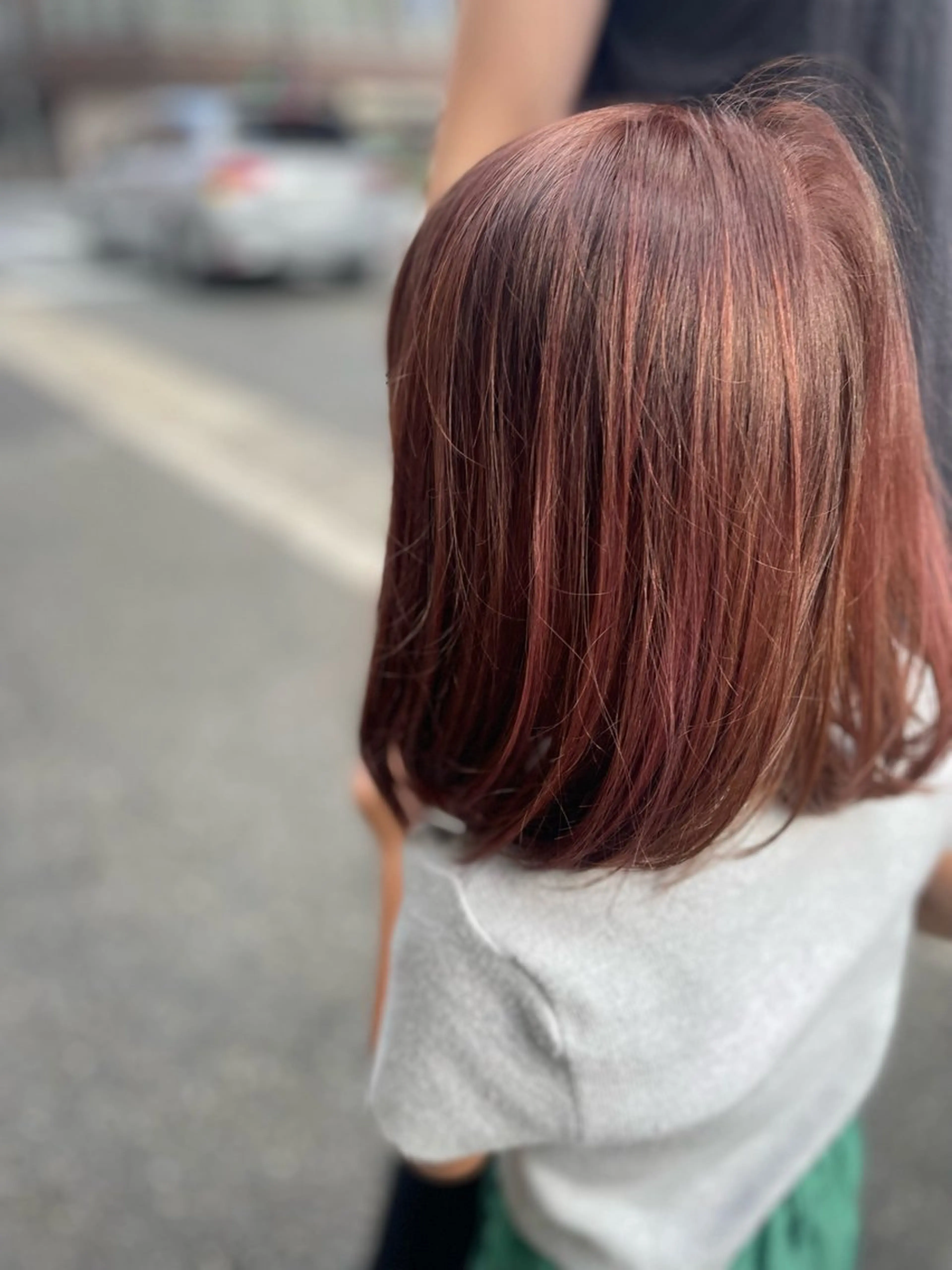 ミディアム カラー NINE+/代表 ブリーチ特化型サロンのヘアスタイル