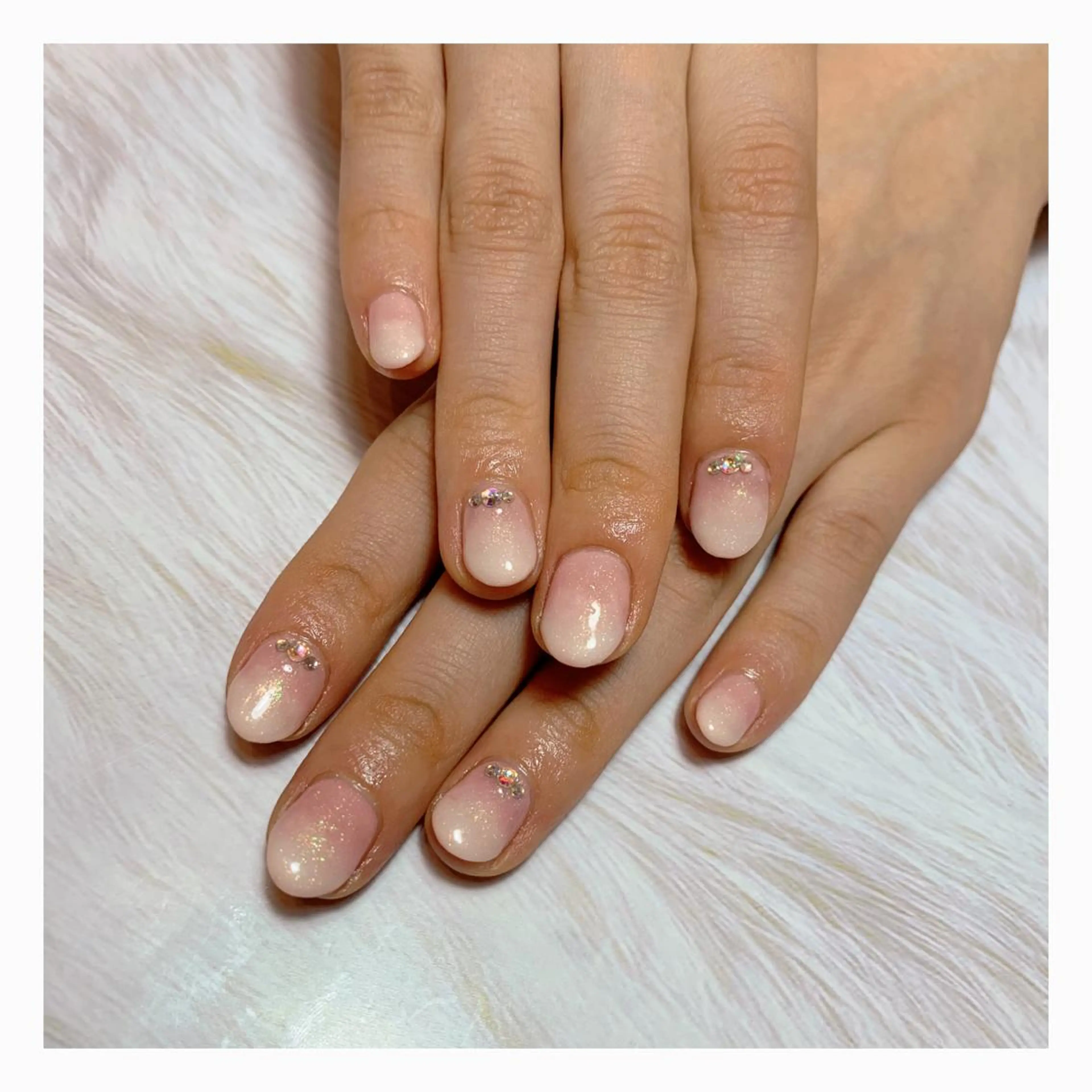 ネイル C's coffret所属・C's coffretのネイルデザイン