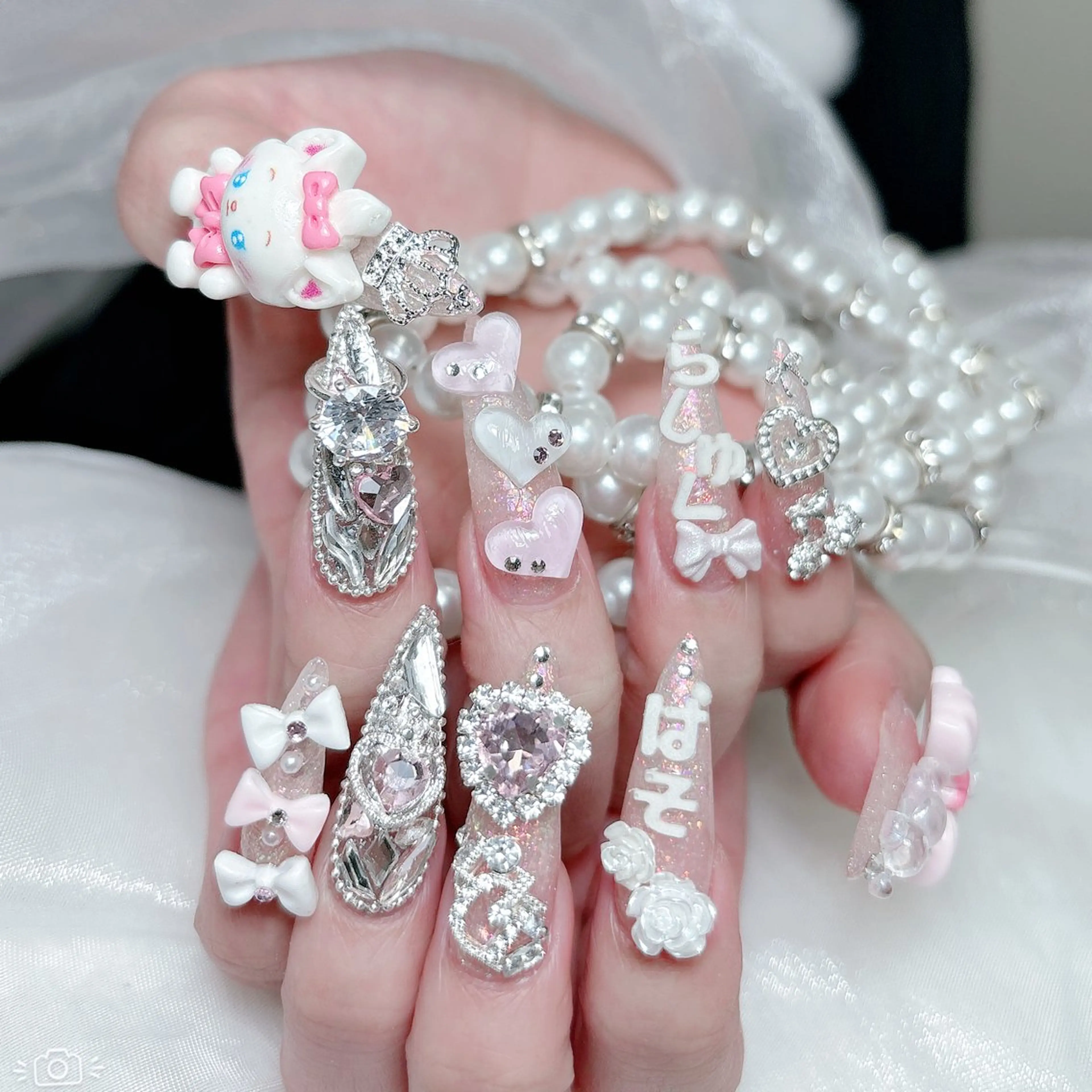 ネイル 成人式 キラキラネイル 大理石ネイル(マーブル) スカルプネイル 夏ネイル ハンドネイル MoMoA Nail ネイル長さ出し専門店のネイルデザイン