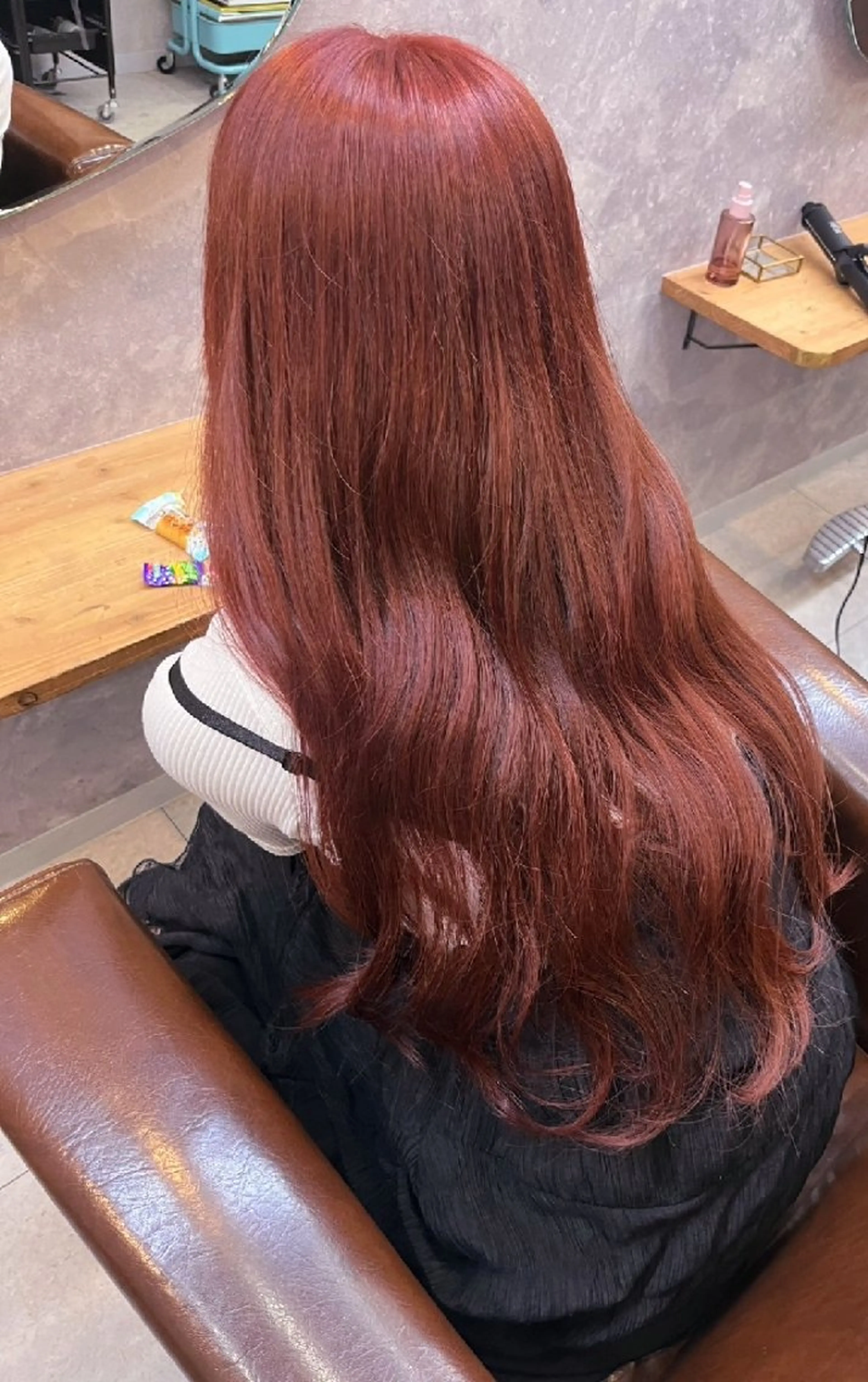 ロング 西川 智葉のヘアスタイル