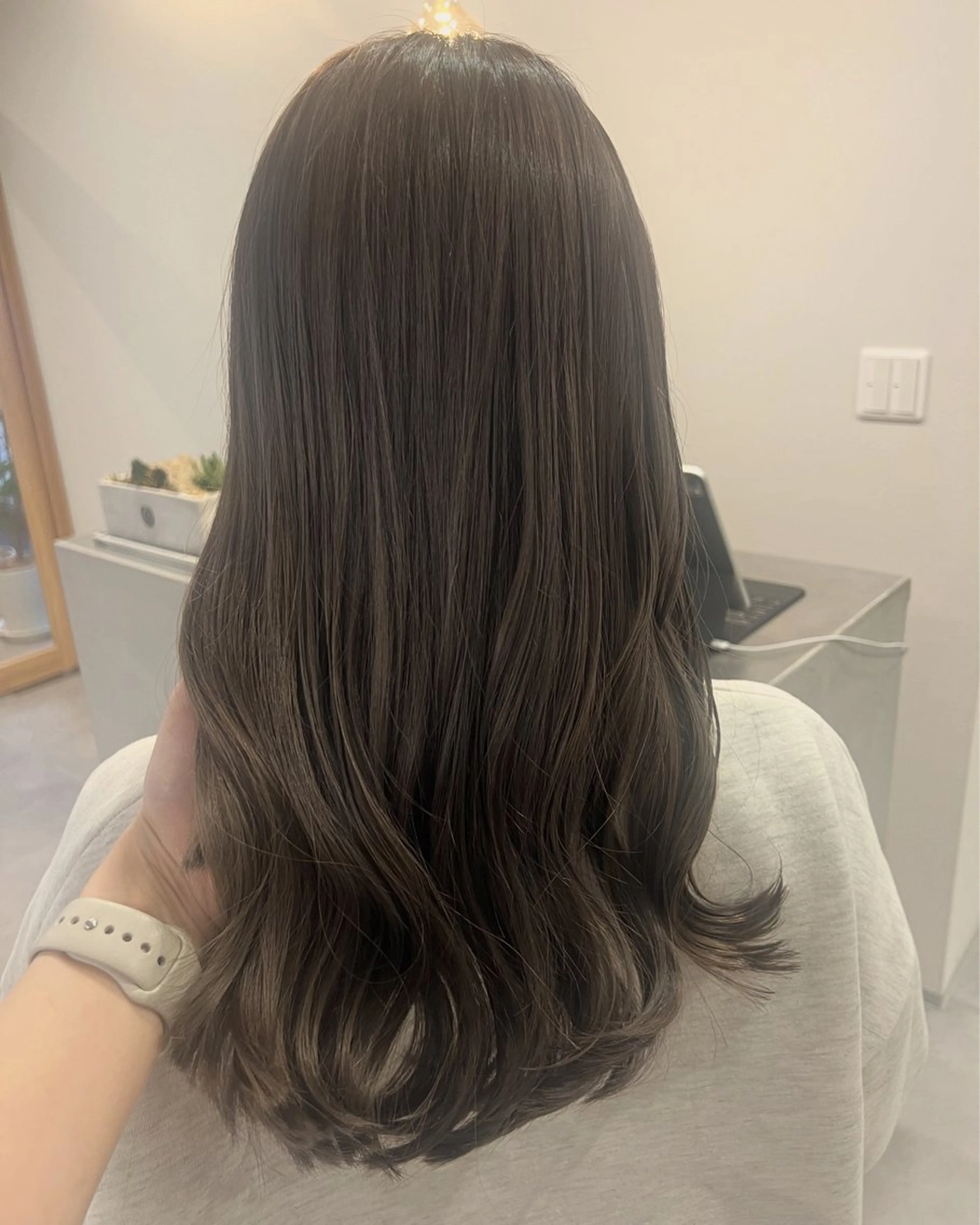 ミディアム カラー パーマ ヘアアレンジ メンズ カット ヘアカラー トリートメント 透明感カラー／ 新潟万代/池野里衣のヘアスタイル