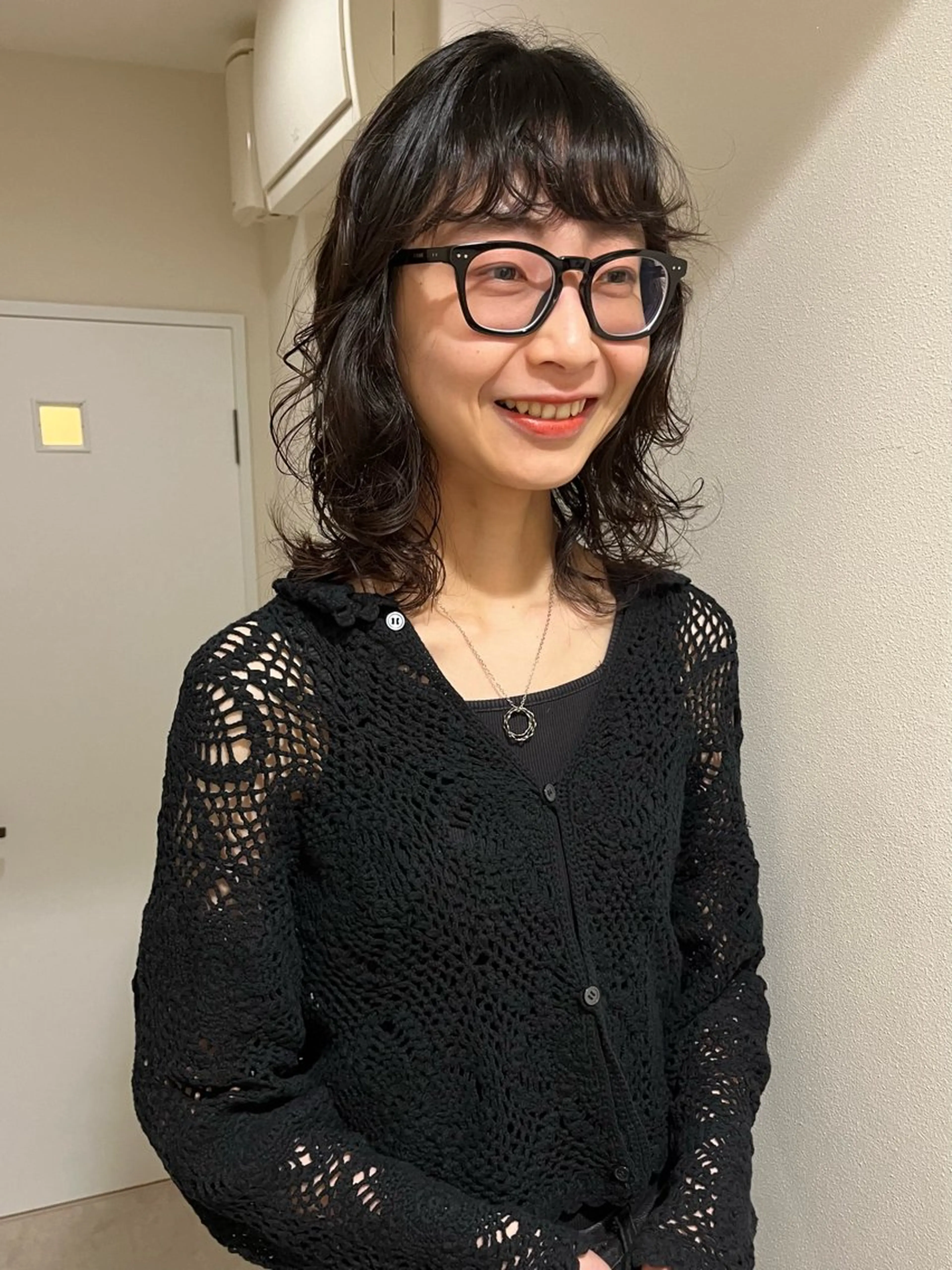 ミディアム パーマ GO TODAY シェアサロン 表参道Flos店所属・nishi fuyumiのヘアスタイル