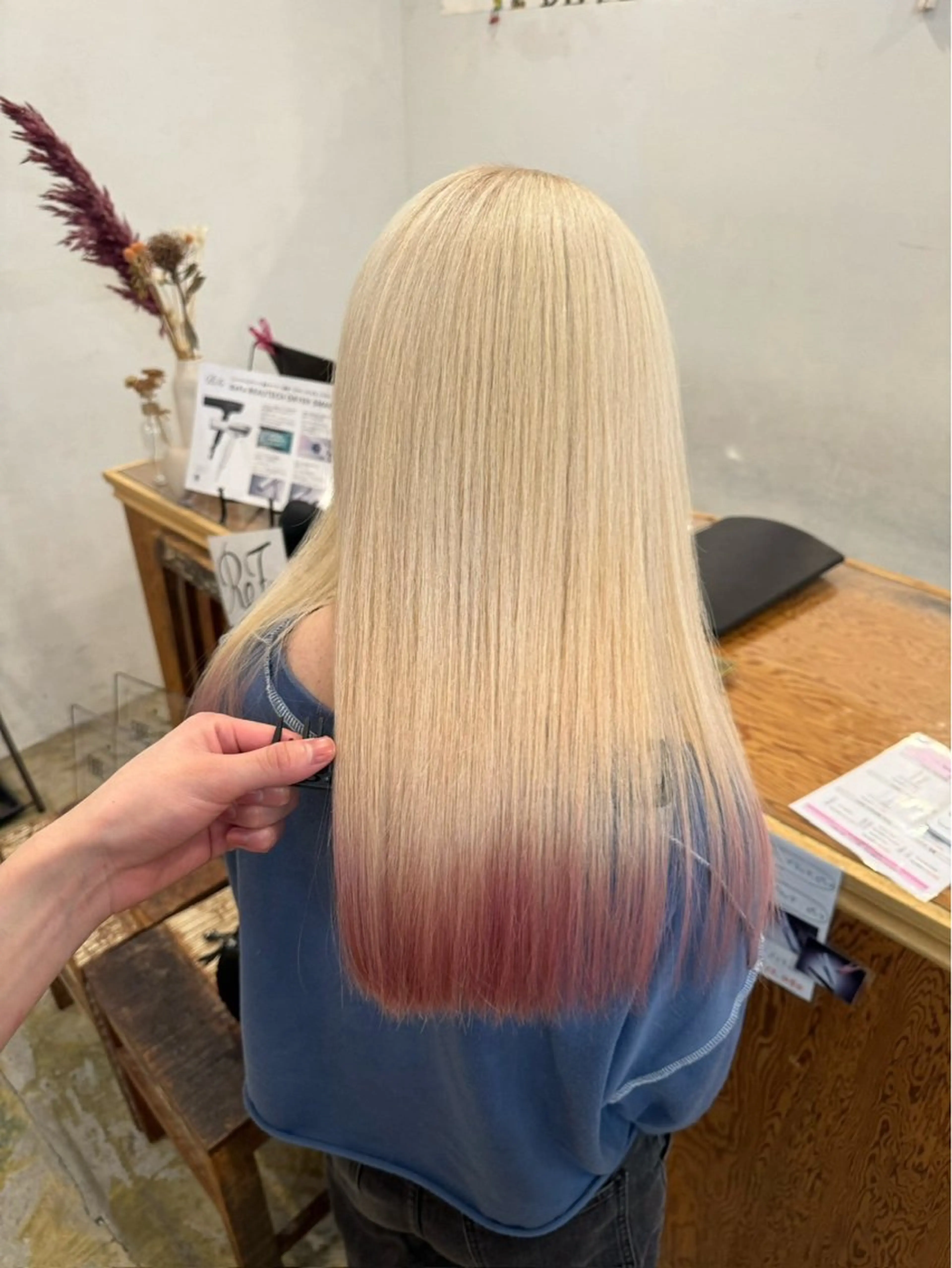 ロング ヘアカラー miyu ハイトーンモデル募集のヘアスタイル